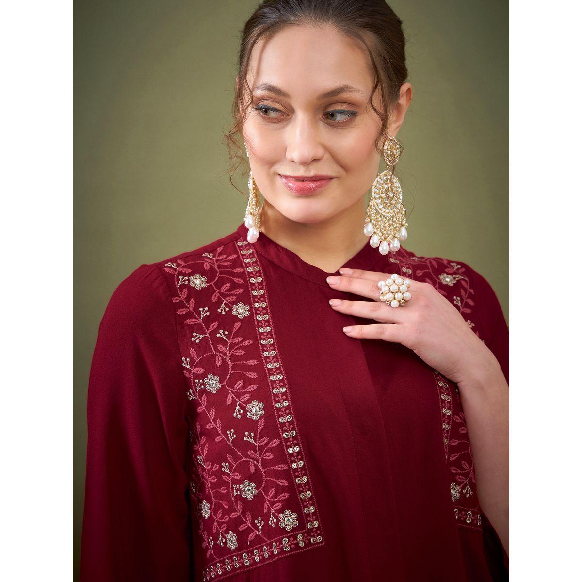 Sassafras X Styli   Embroidered Mandarin Collar Shirt & Pants Co-Ord-women-clothing-coordsets-image-4