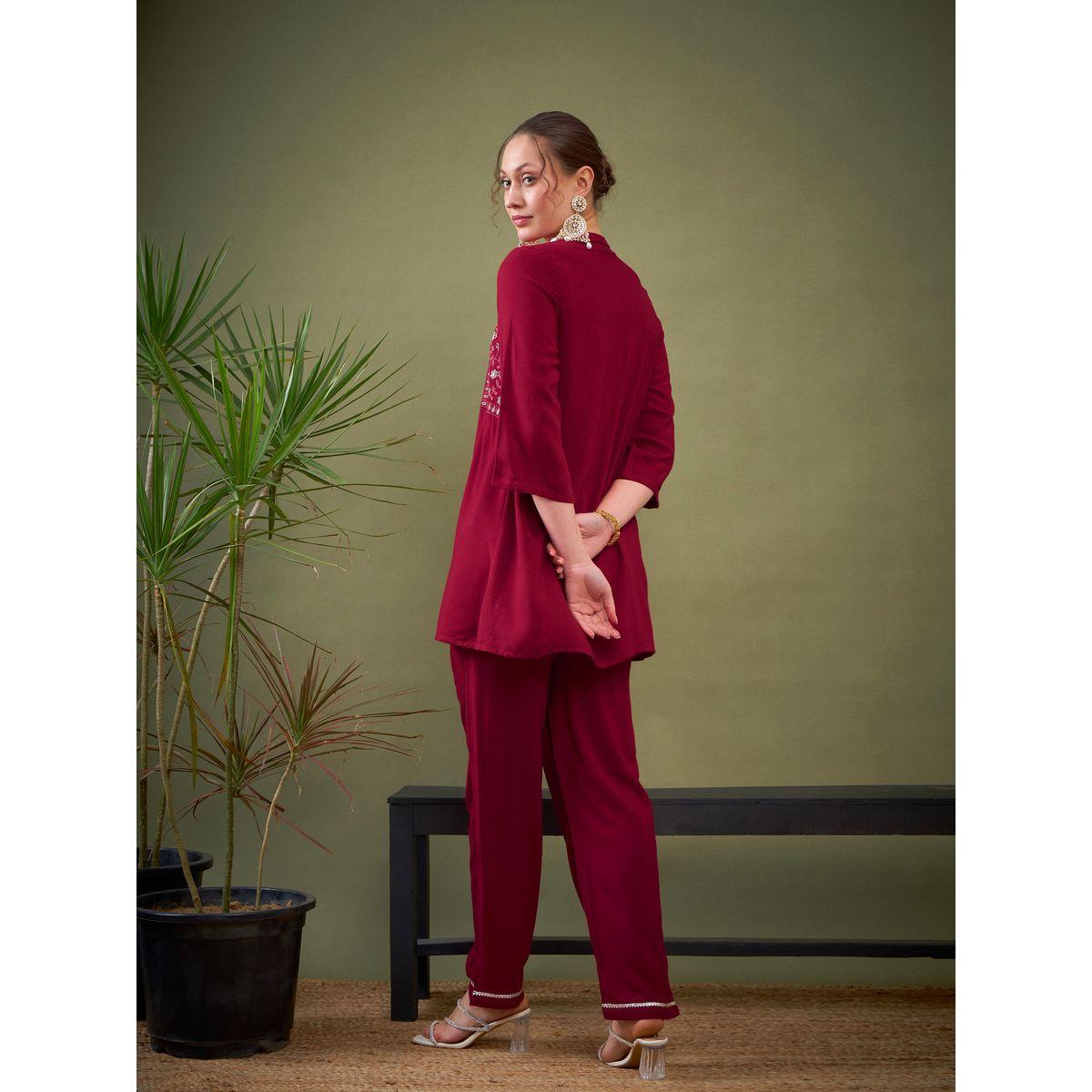 Sassafras X Styli   Embroidered Mandarin Collar Shirt & Pants Co-Ord-women-clothing-coordsets-image-6