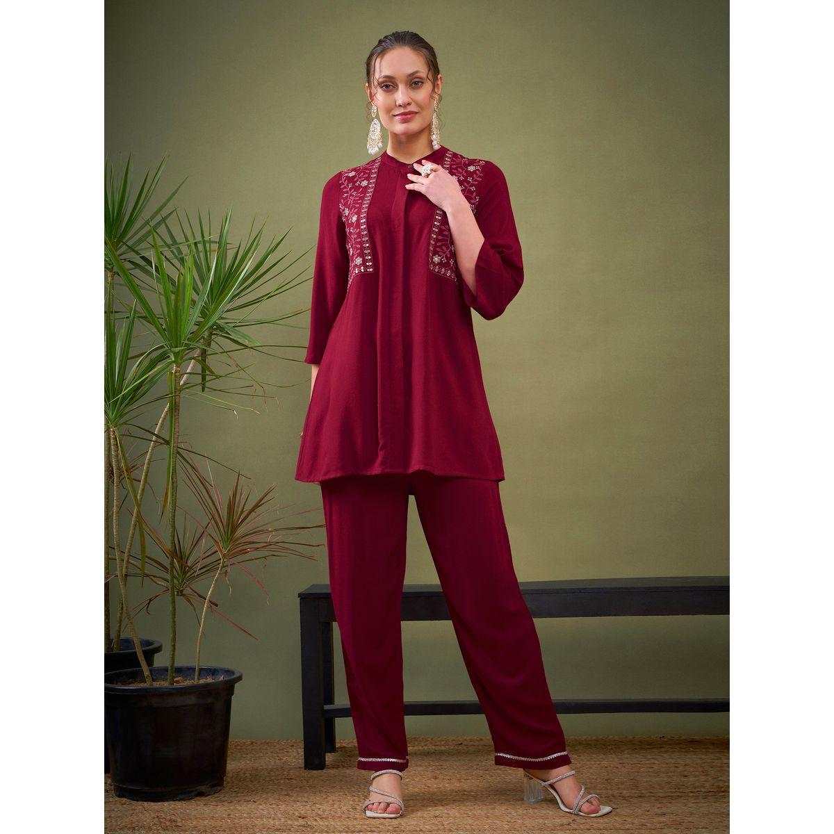 Sassafras X Styli   Embroidered Mandarin Collar Shirt & Pants Co-Ord-women-clothing-coordsets-image-7