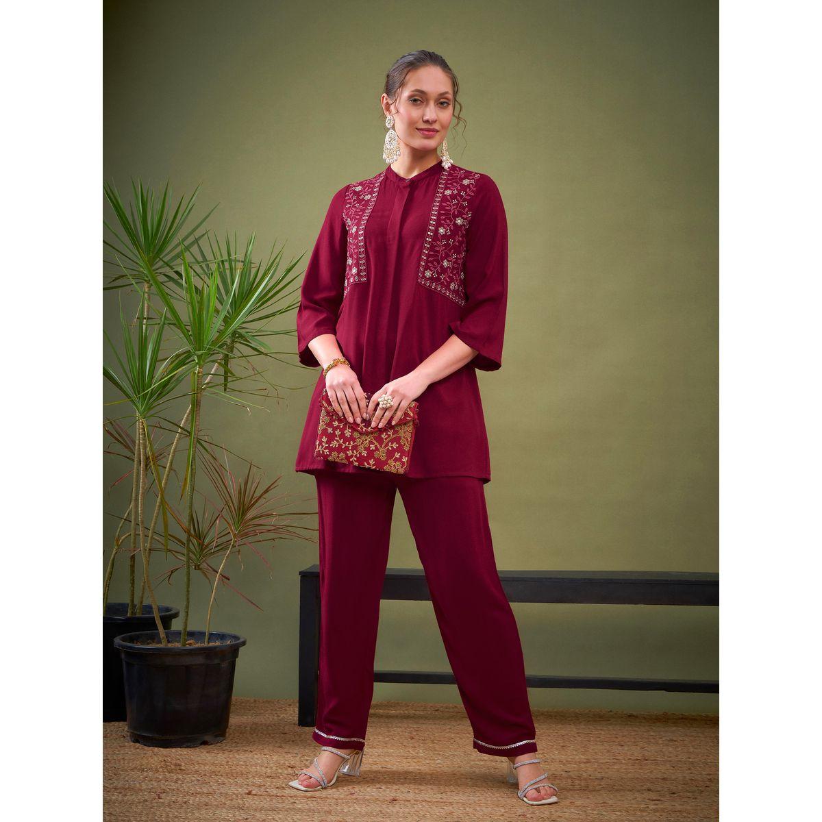 Sassafras X Styli   Embroidered Mandarin Collar Shirt & Pants Co-Ord-women-clothing-coordsets-image-8