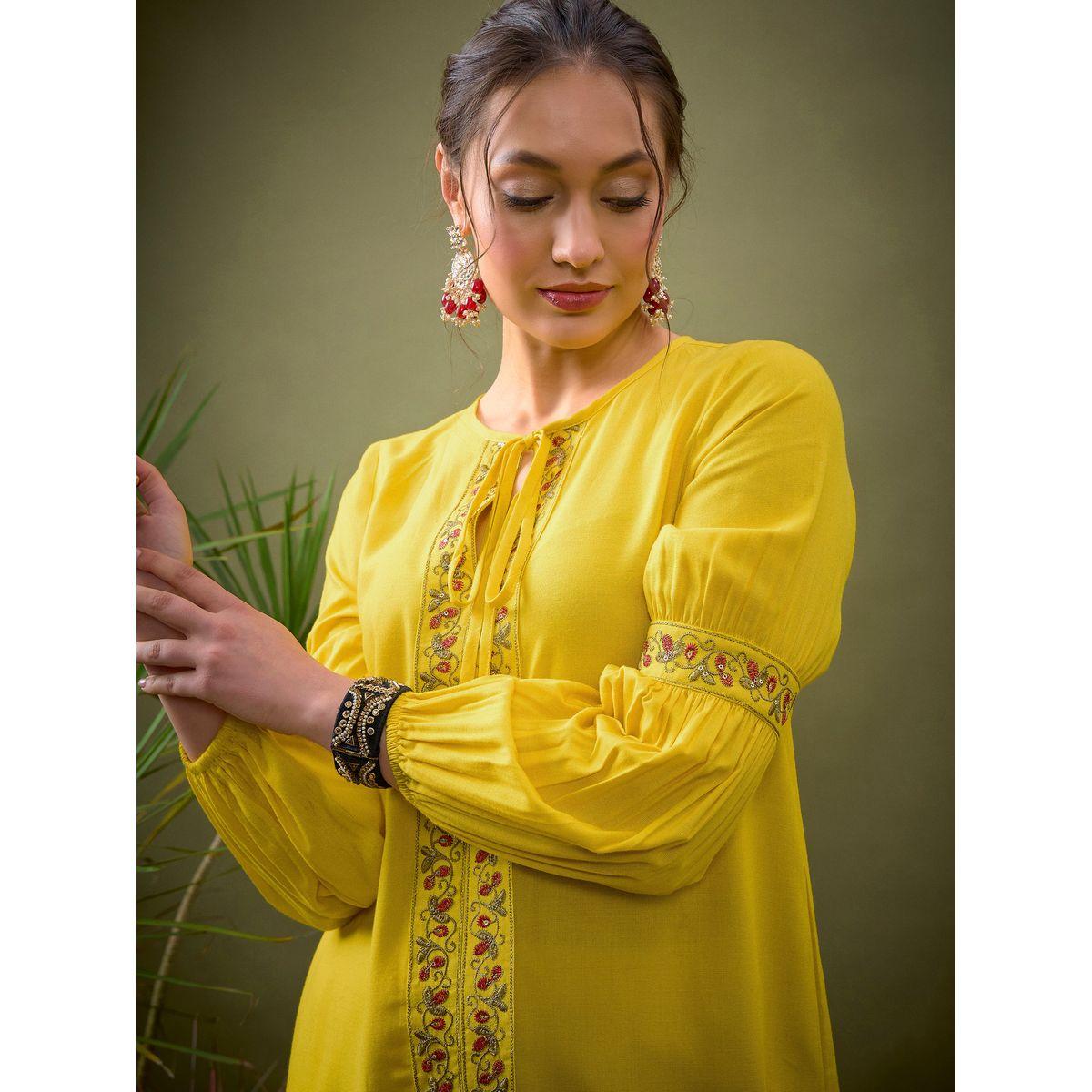 Sassafras X Styli   Embroidery Detail Top with Tassel & Pants Co-Ord-women-clothing-coordsets-image-4