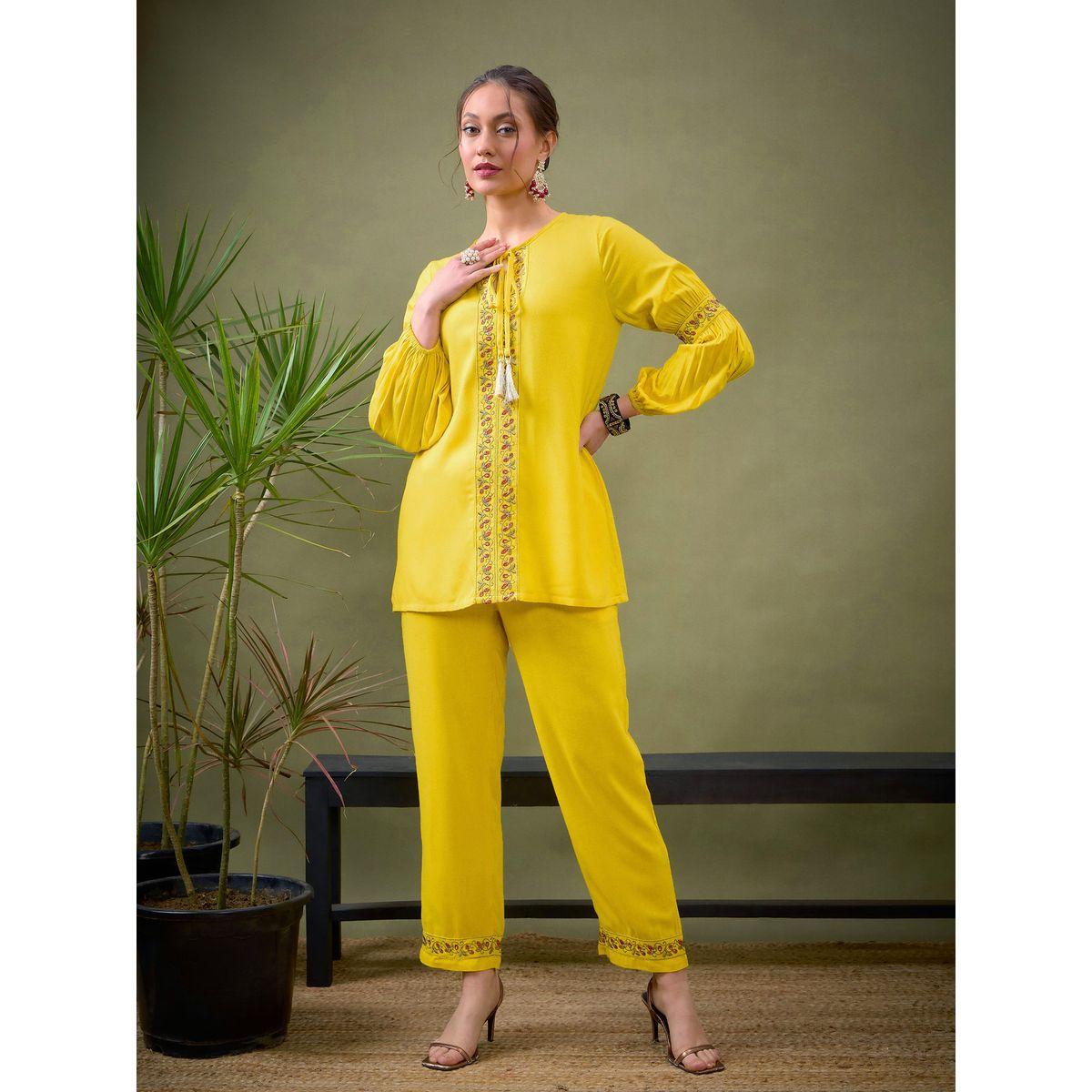 Sassafras X Styli   Embroidery Detail Top with Tassel & Pants Co-Ord-women-clothing-coordsets-image-7