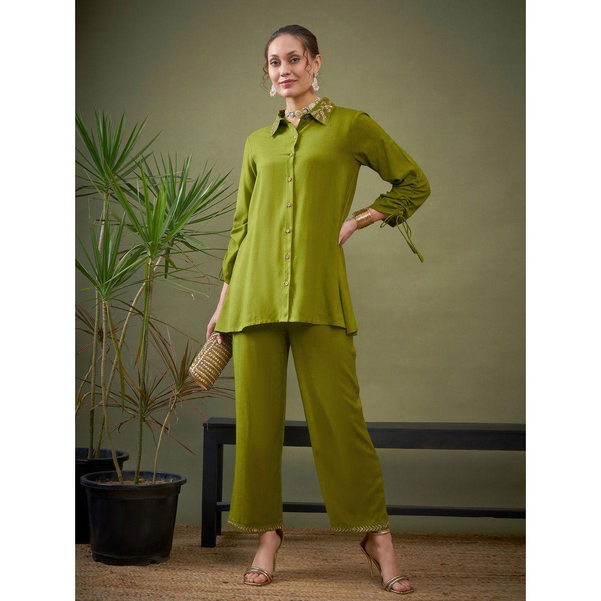 طقم منسق من بنطال مع بلوزة بتفاصيل مُطرّزة ساسافراس × ستايلي-women-clothing-coordsets-image-2