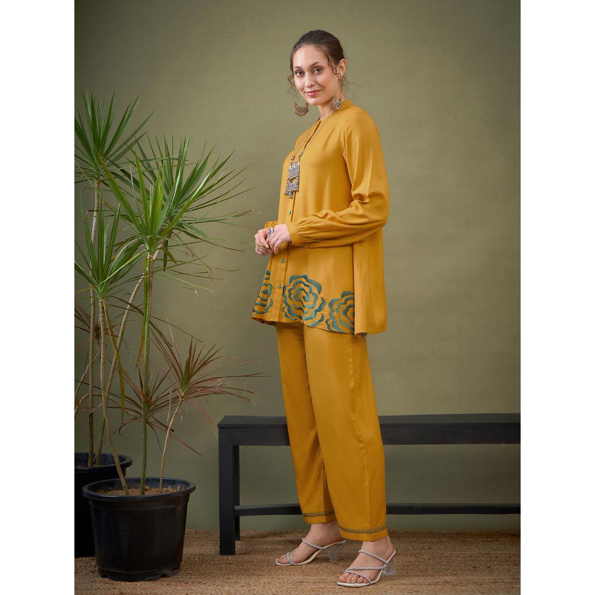Sassafras X Styli   Embroidered Hem Shirt with Long Sleeves & Pants Co-Ord-women-clothing-coordsets-image-3