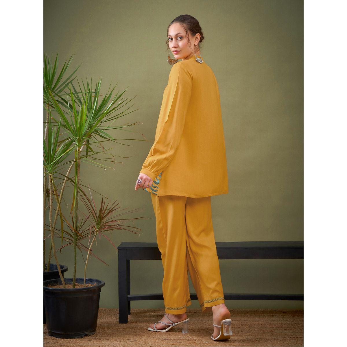 Sassafras X Styli   Embroidered Hem Shirt with Long Sleeves & Pants Co-Ord-women-clothing-coordsets-image-6