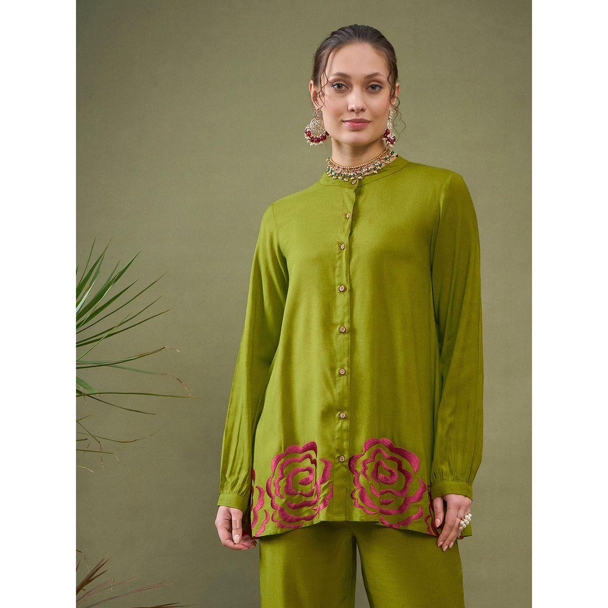 Sassafras X Styli   Embroidered Hem Mandarin Collar Shirt & Pants Co-Ord-women-clothing-coordsets-image-7