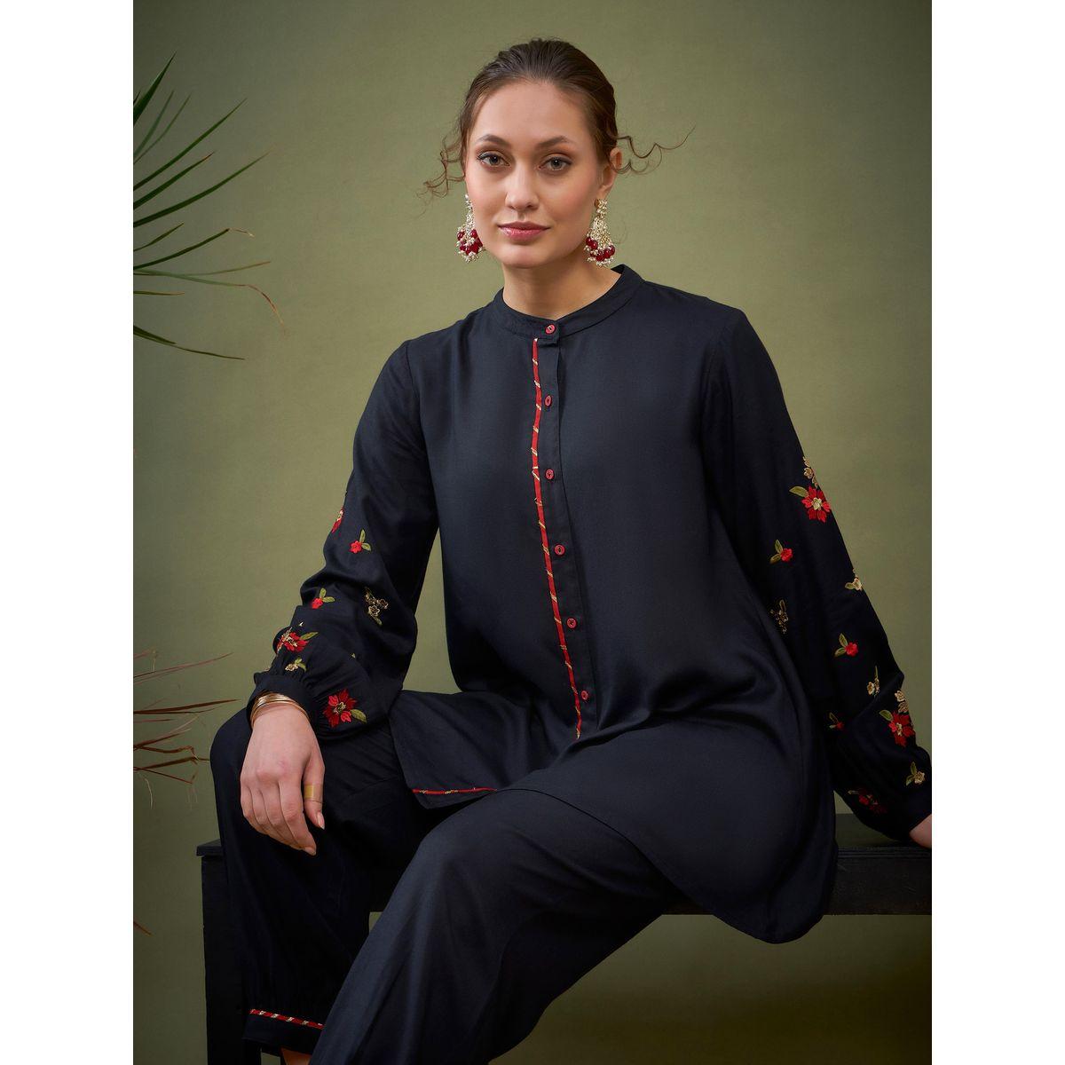 طقم منسق من بنطال مع بلوزة بياقة ماندارين ساسافراس × ستايلي-women-clothing-coordsets-image-2