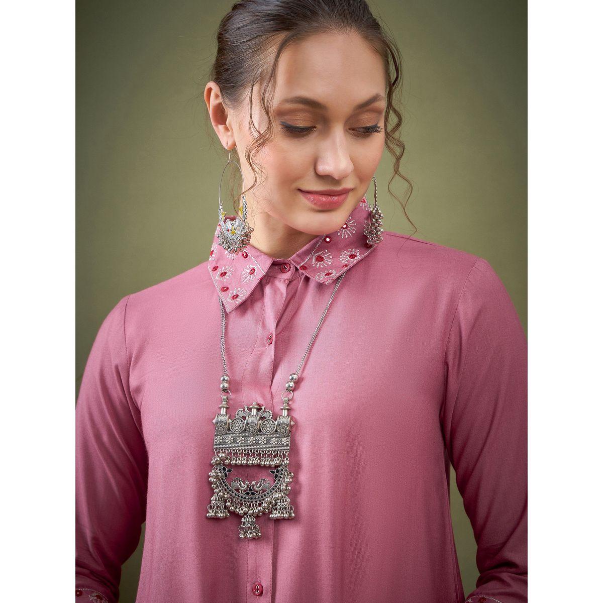 Sassafras X Styli   Floral Embroidered Collar Shirt & Pants Co-Ord-women-clothing-coordsets-image-4