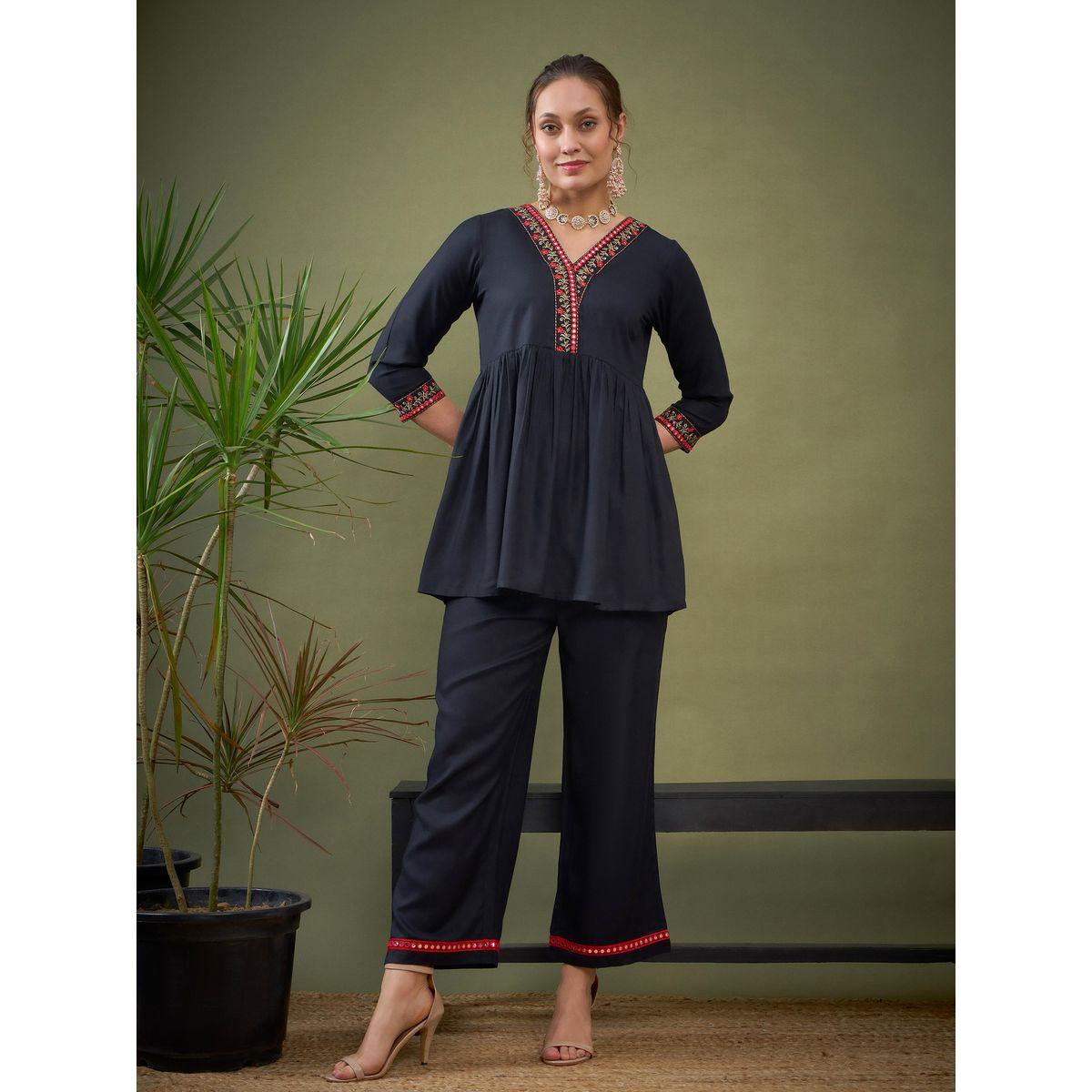 Sassafras X Styli   Embroidered Hem Peplum Top & Pants Co-Ord-women-clothing-coordsets-image-8
