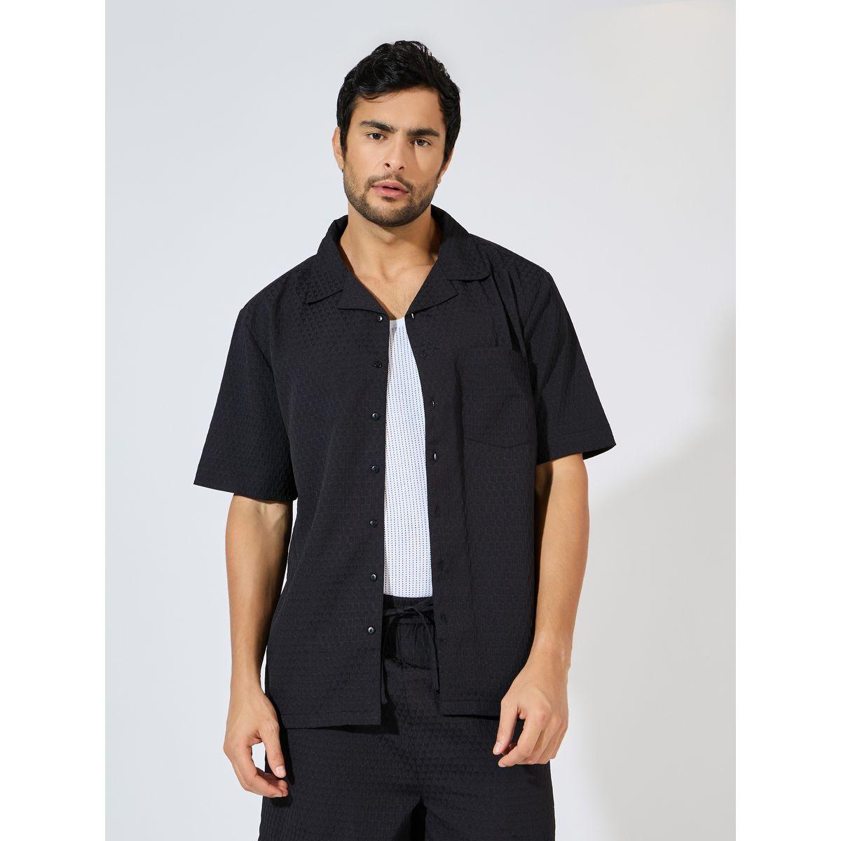 طقم منسق من شورت مع بلوزة بقصة مريحة-men-clothing-coordsets-image-2