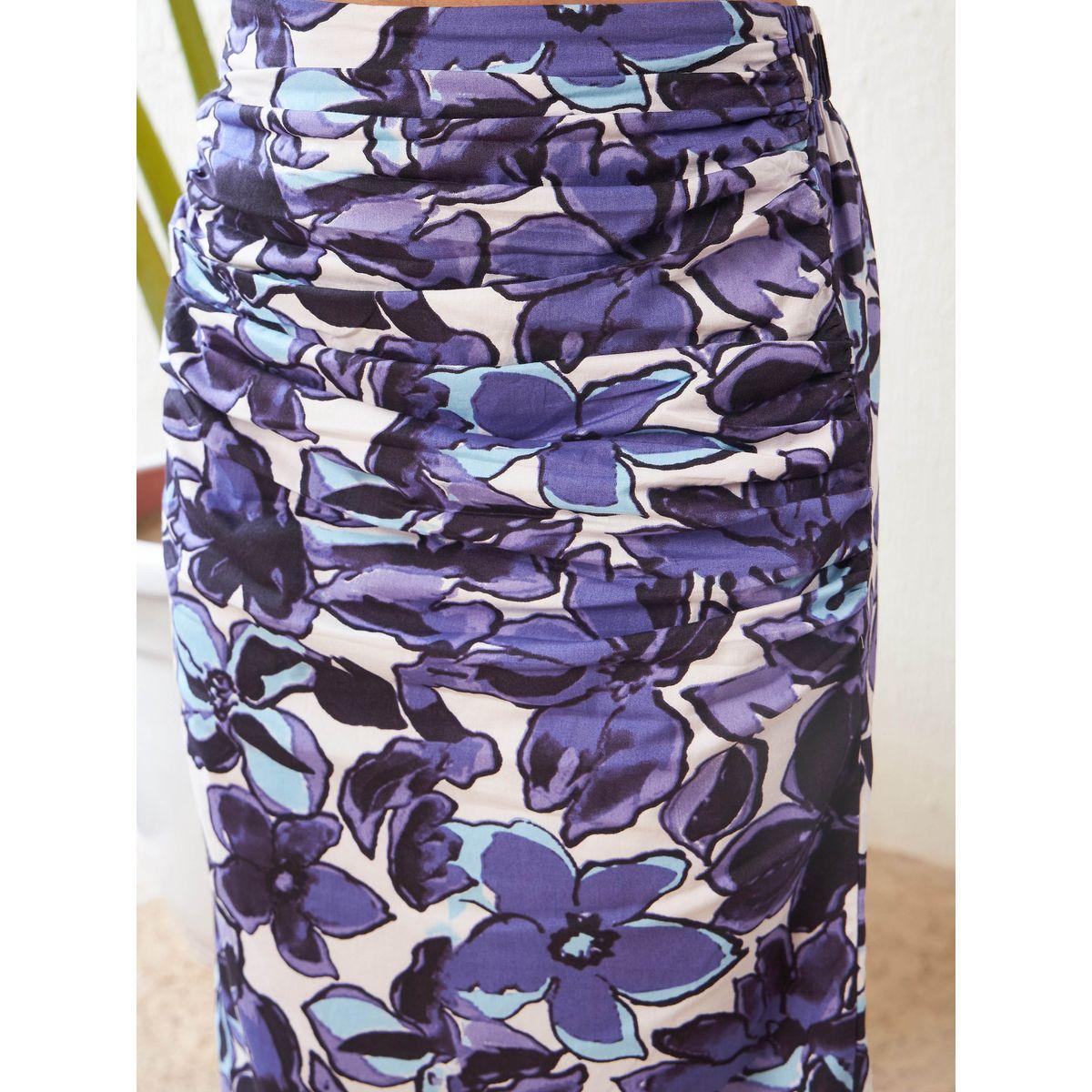 Sassafras X Styli  Floral Print Crop Shirt with Short Sleeves & Side Ruched Slit Skirt Co-Ord-women-clothing-coordsets-image-8