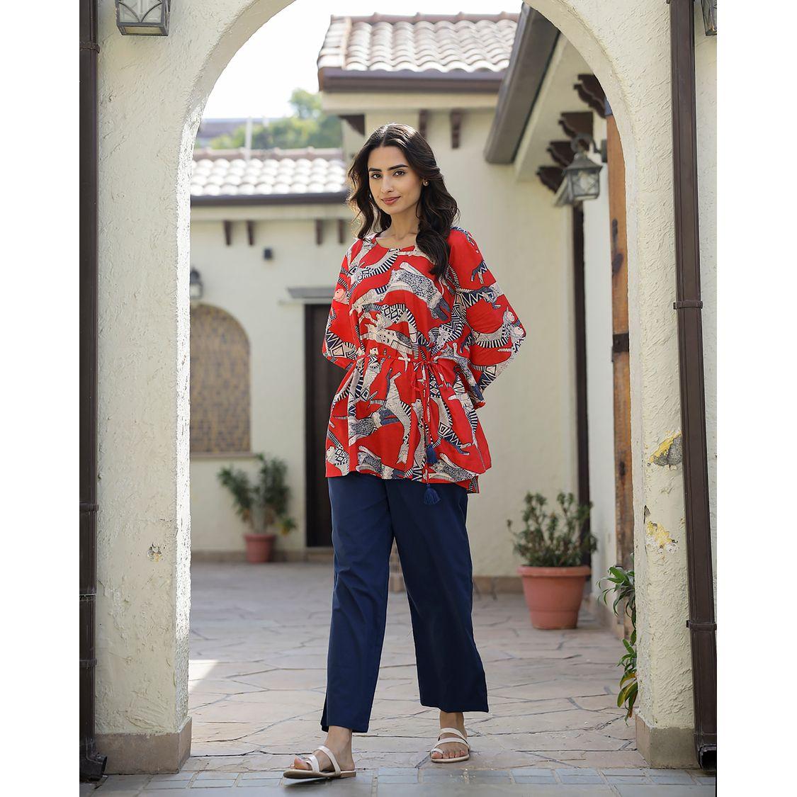 مجموعة من بنطال بارجل مستقيمة مع بلوزة بطبعة قبلية سانسكريتي هومز × ستايلي-women-clothing-coordsets-image-5