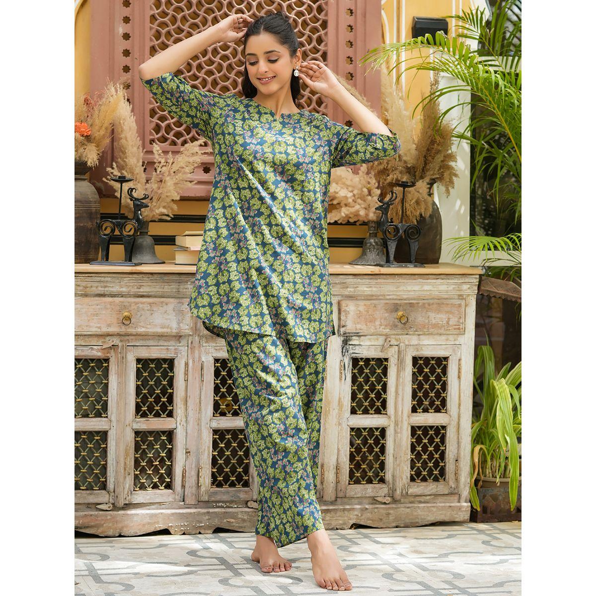 Sanskrutihomes X Styli  All Over Print Longline Top & Wide Leg Pants Co-Ord-women-clothing-coordsets-image-4