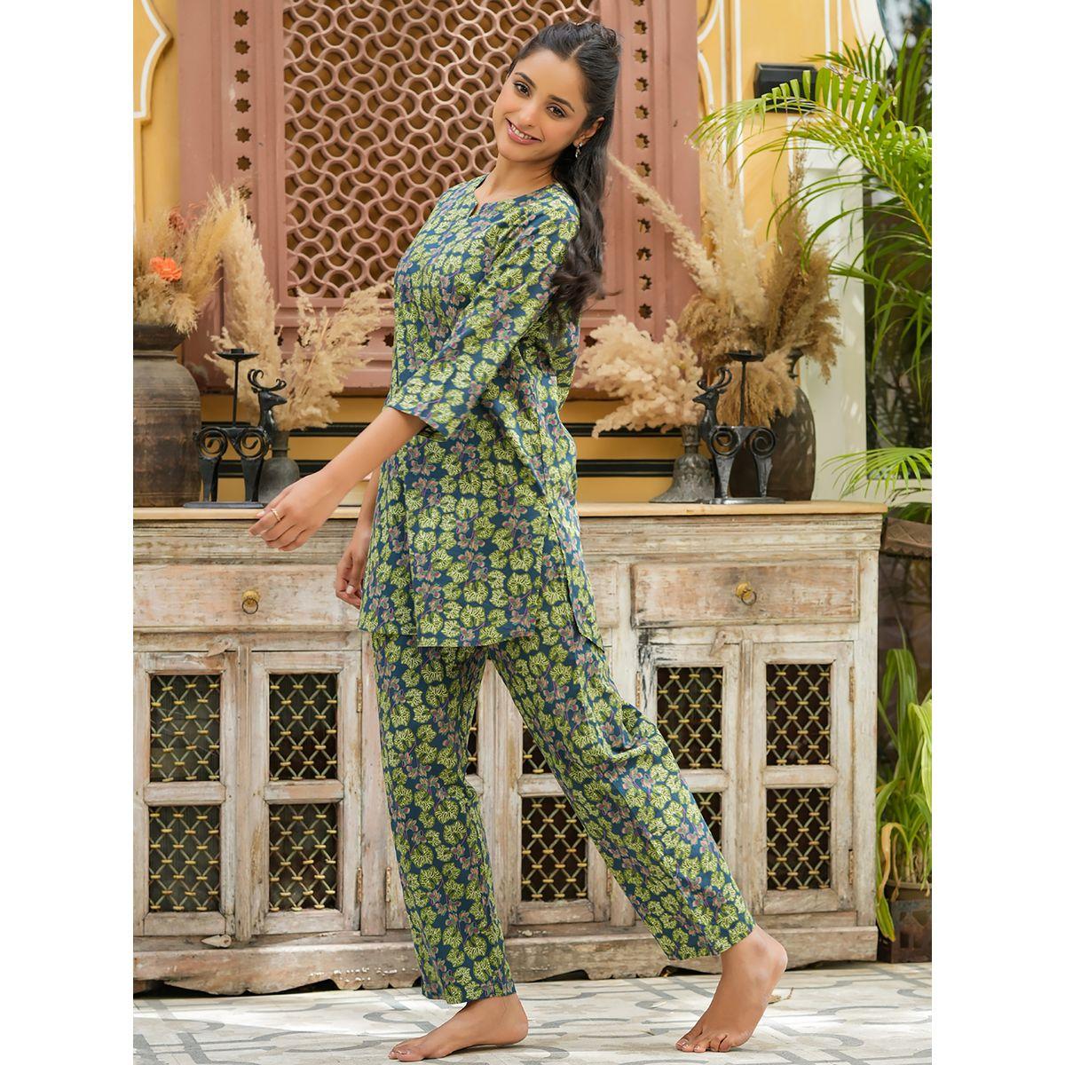 Sanskrutihomes X Styli  All Over Print Longline Top & Wide Leg Pants Co-Ord-women-clothing-coordsets-image-5