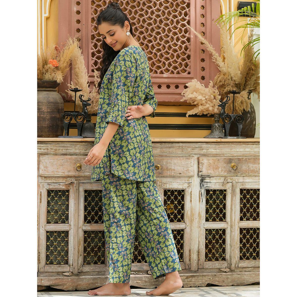 Sanskrutihomes X Styli  All Over Print Longline Top & Wide Leg Pants Co-Ord-women-clothing-coordsets-image-9