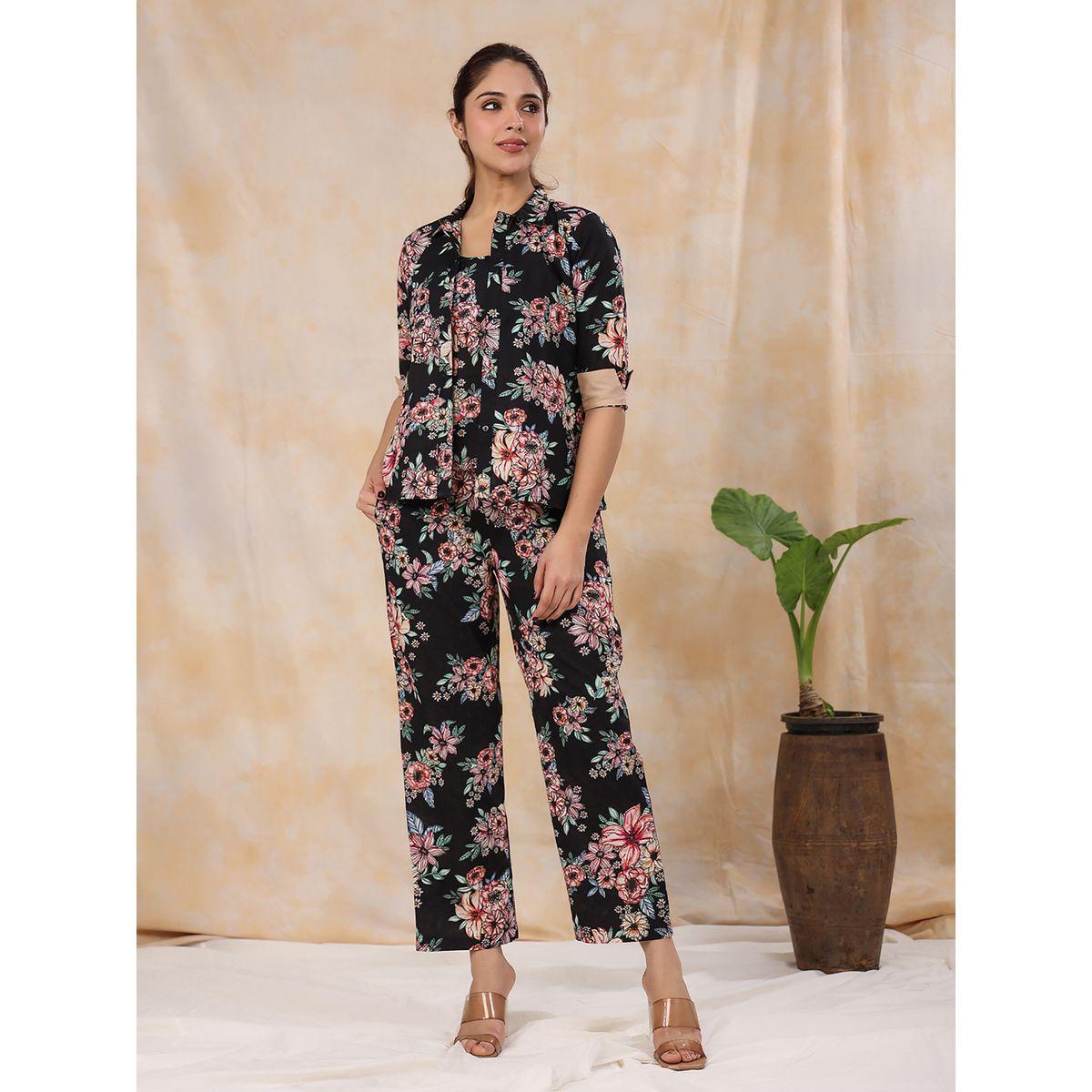 طقم منسق من بنطال مع بلوزة مطبعة بزهور سانسكريتي هومز × ستايلي-women-clothing-coordsets-image-1