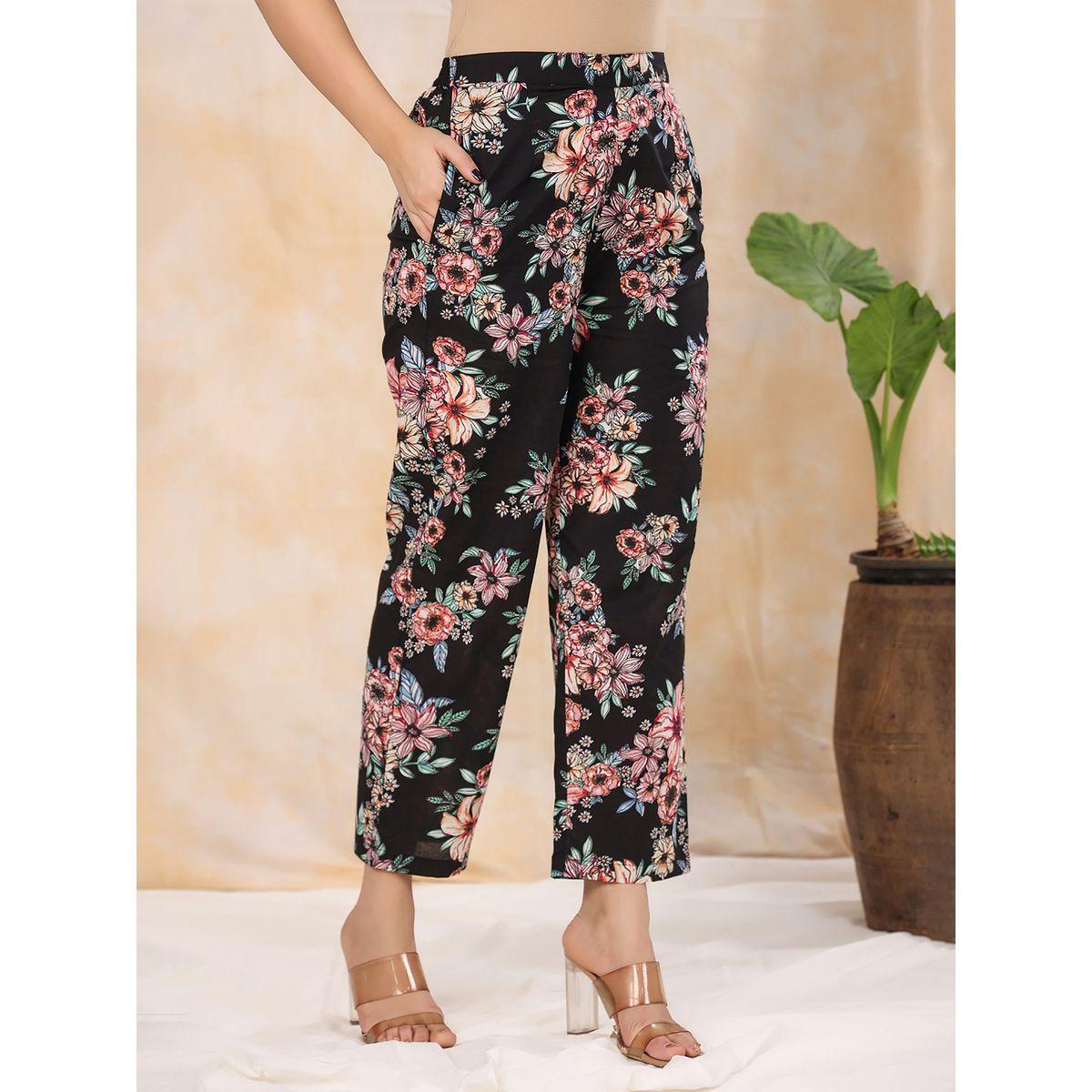 طقم منسق من بنطال مع بلوزة مطبعة بزهور سانسكريتي هومز × ستايلي-women-clothing-coordsets-image-8