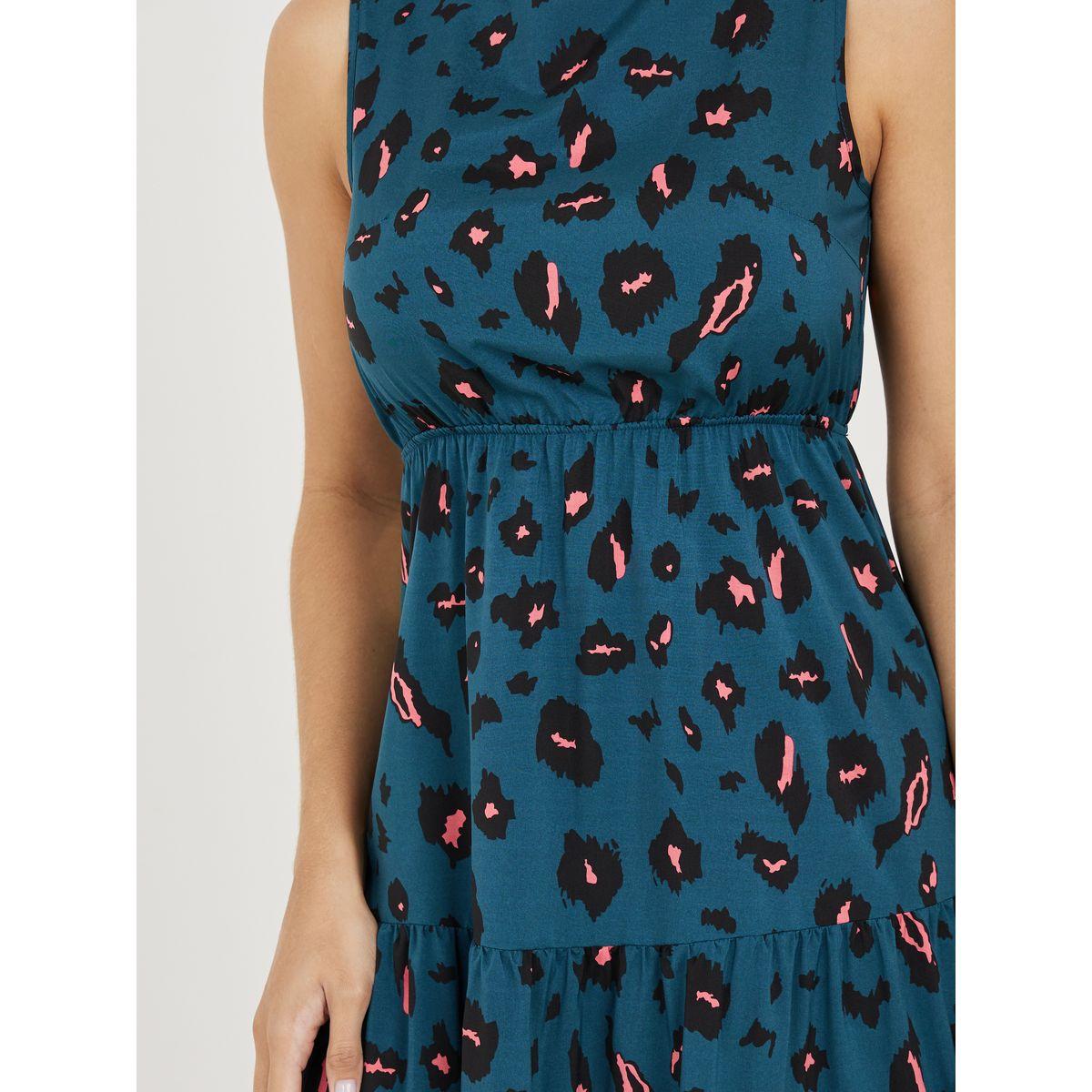 Styli Leopard Print Sleeveless Tiered Midi Dress with Cut Out Back-women-clothing-dresses-image-3