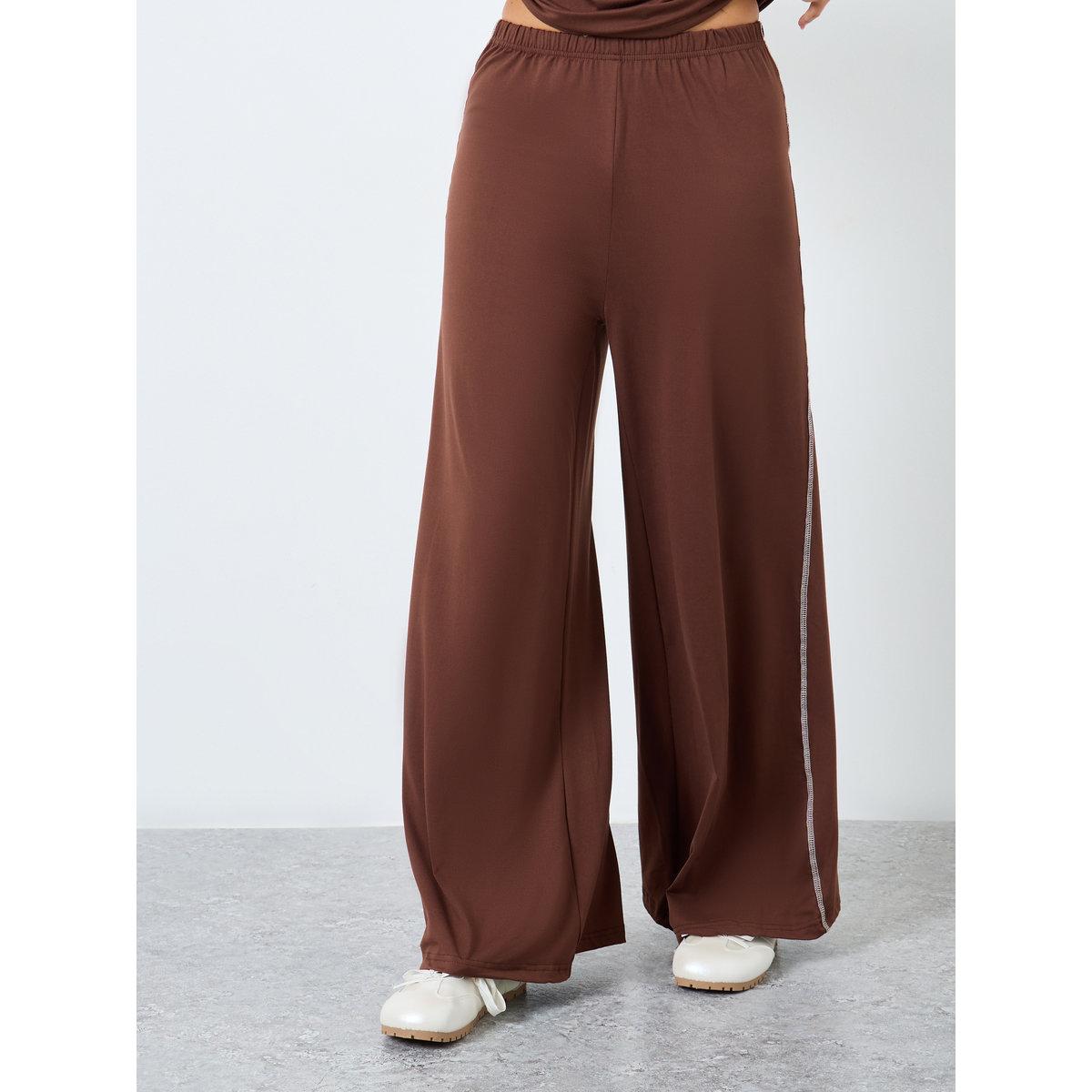 Styli Coffee Brown Oversized T-Shirt and Wide Leg Joggers Co-Ords-women-clothing-coordsets-image-4