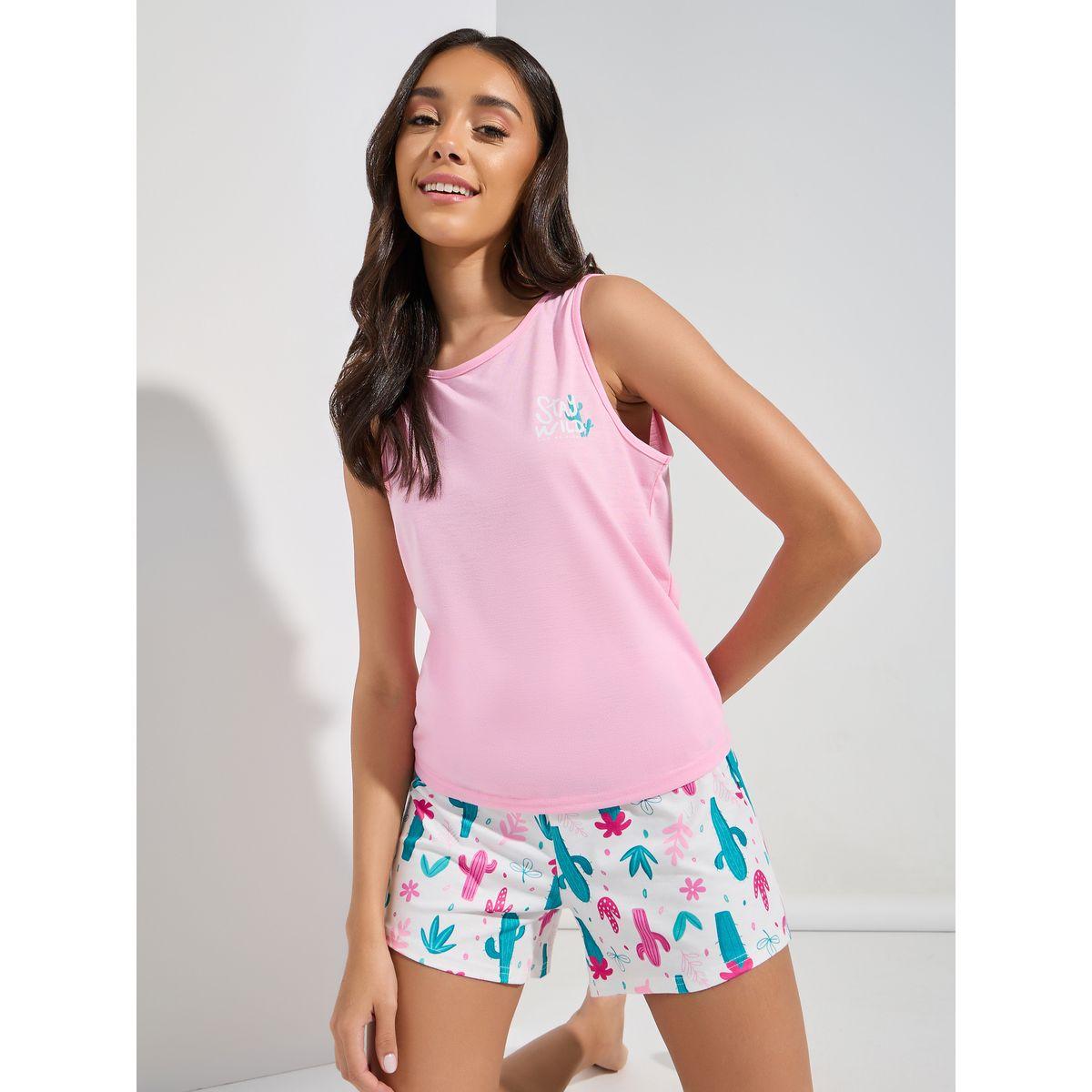 طقم من شورت بيجاما مع فيست بطبعة جرافيك-women-clothing-nightwear-pyjamas-shortsets-image-1