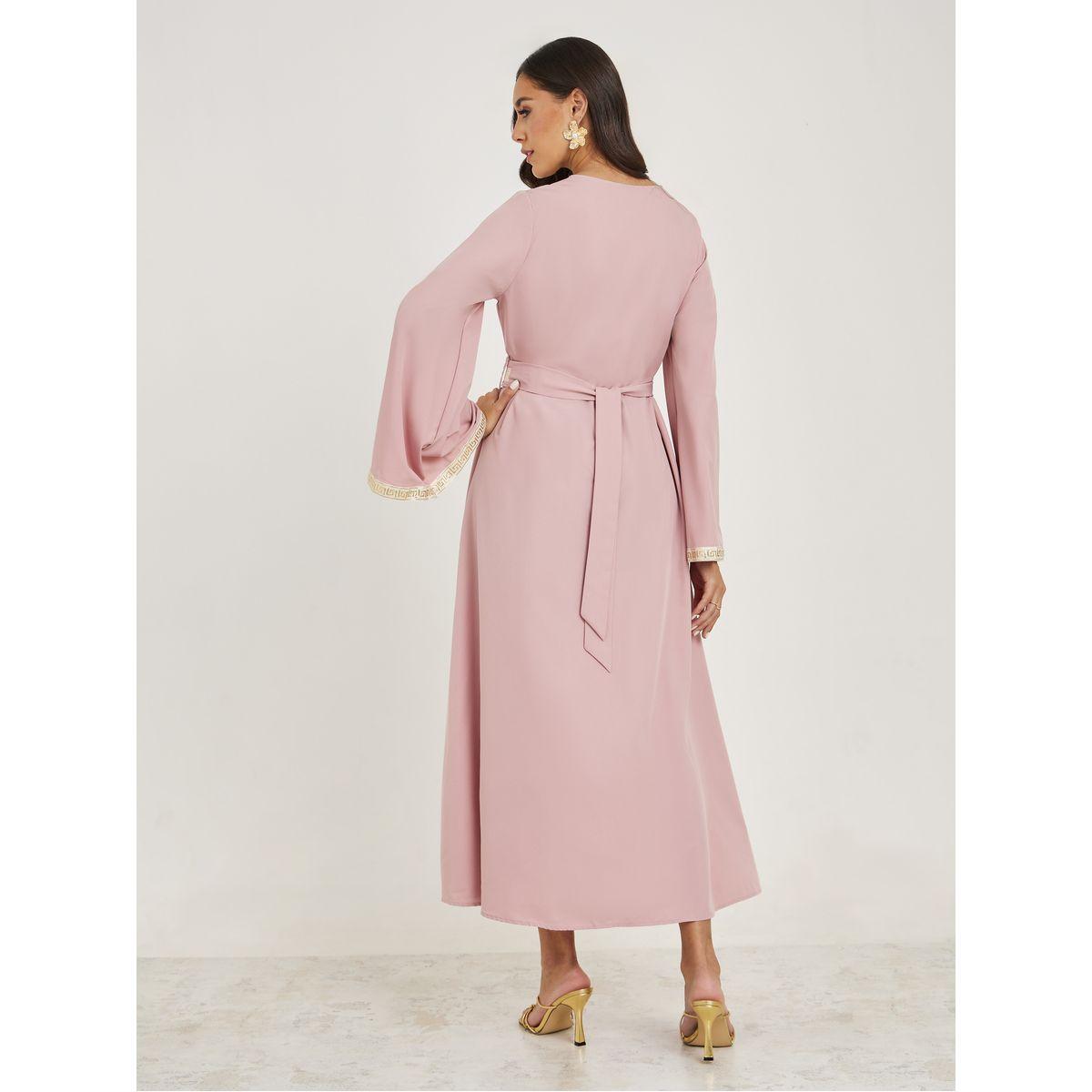 قفطان بحزام خصر مع اكمام فلوت وتفاصيل دانتيل-women-arabicclothing-kaftan-image-4