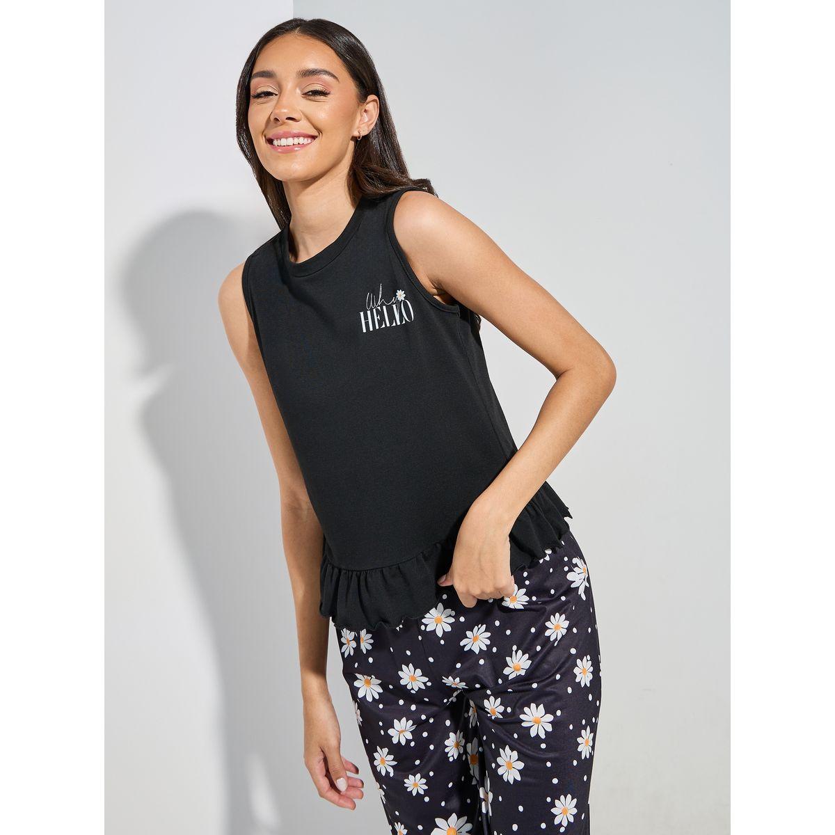 Styli Unwind Ruffle Hem Graphic Vest & Pyjama Set-women-clothing-nightwear-pyjamas-longsets-image-2
