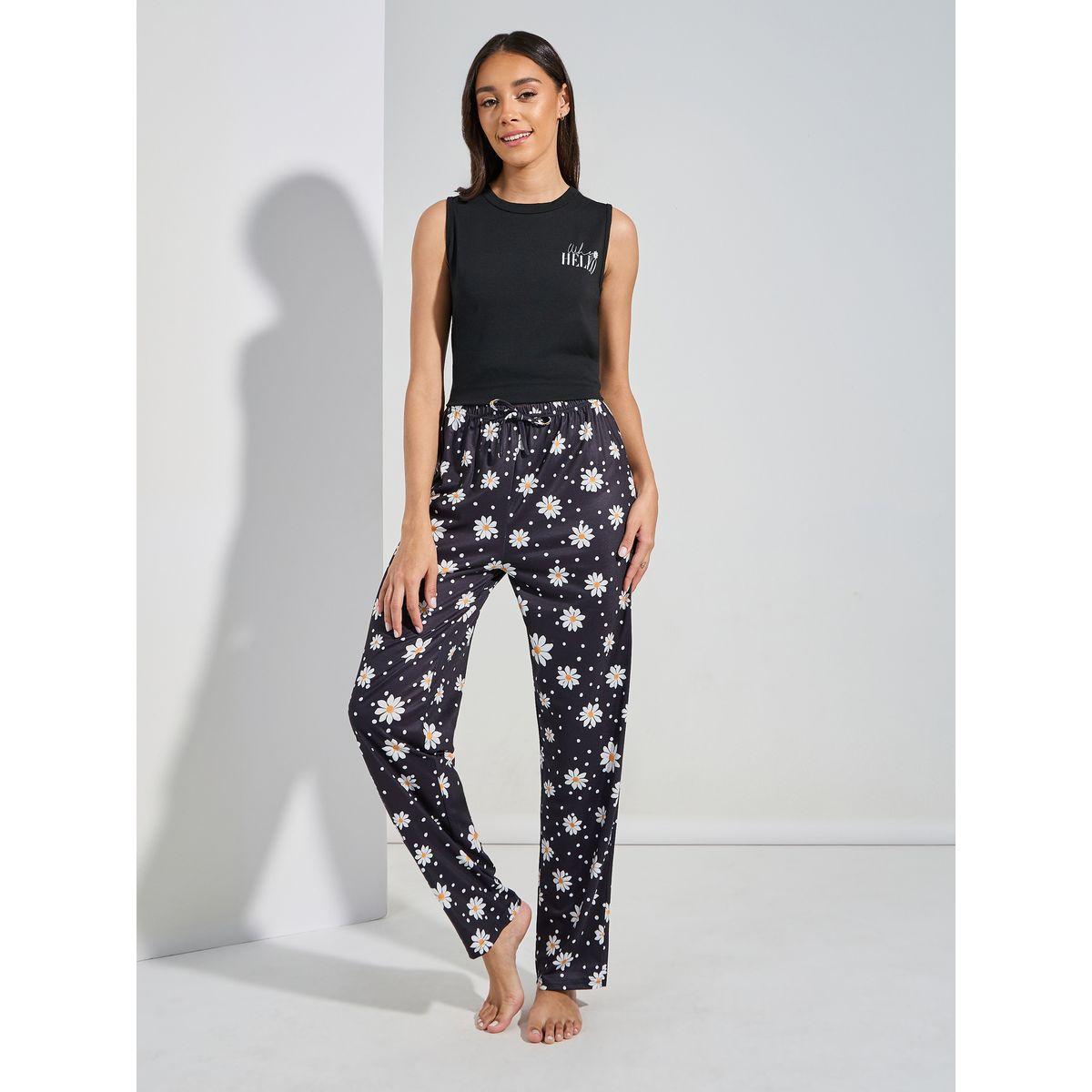 Styli Unwind Ruffle Hem Graphic Vest & Pyjama Set-women-clothing-nightwear-pyjamas-longsets-image-5