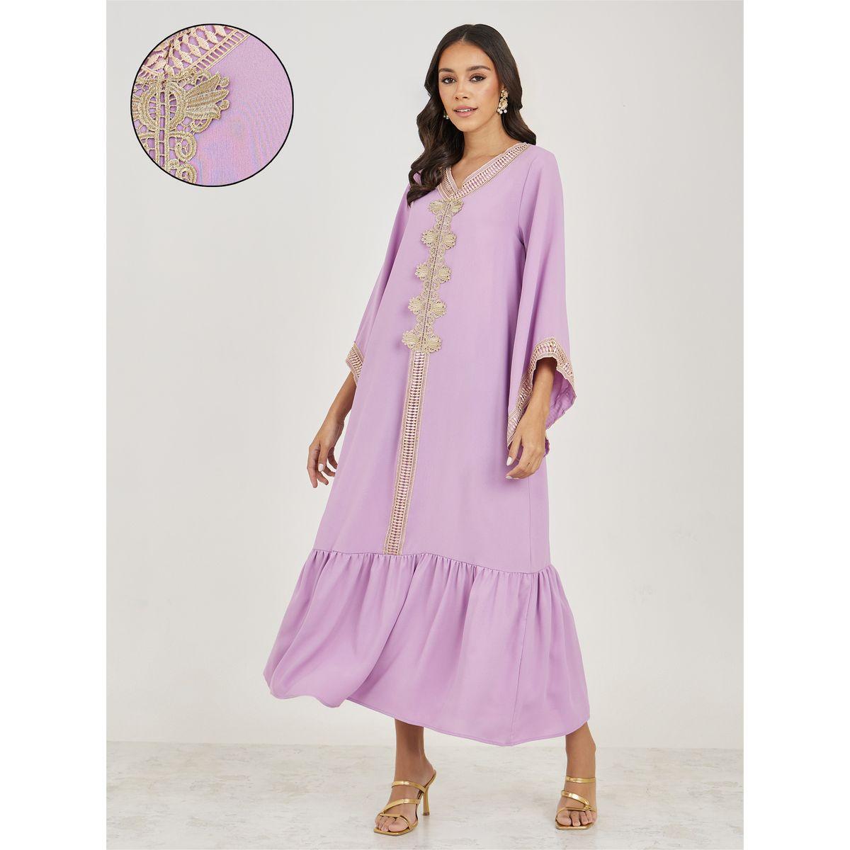 جلابية بتفاصيل دانتيل مع اكمام واسعة-women-arabicclothing-jalabiyas-image-1