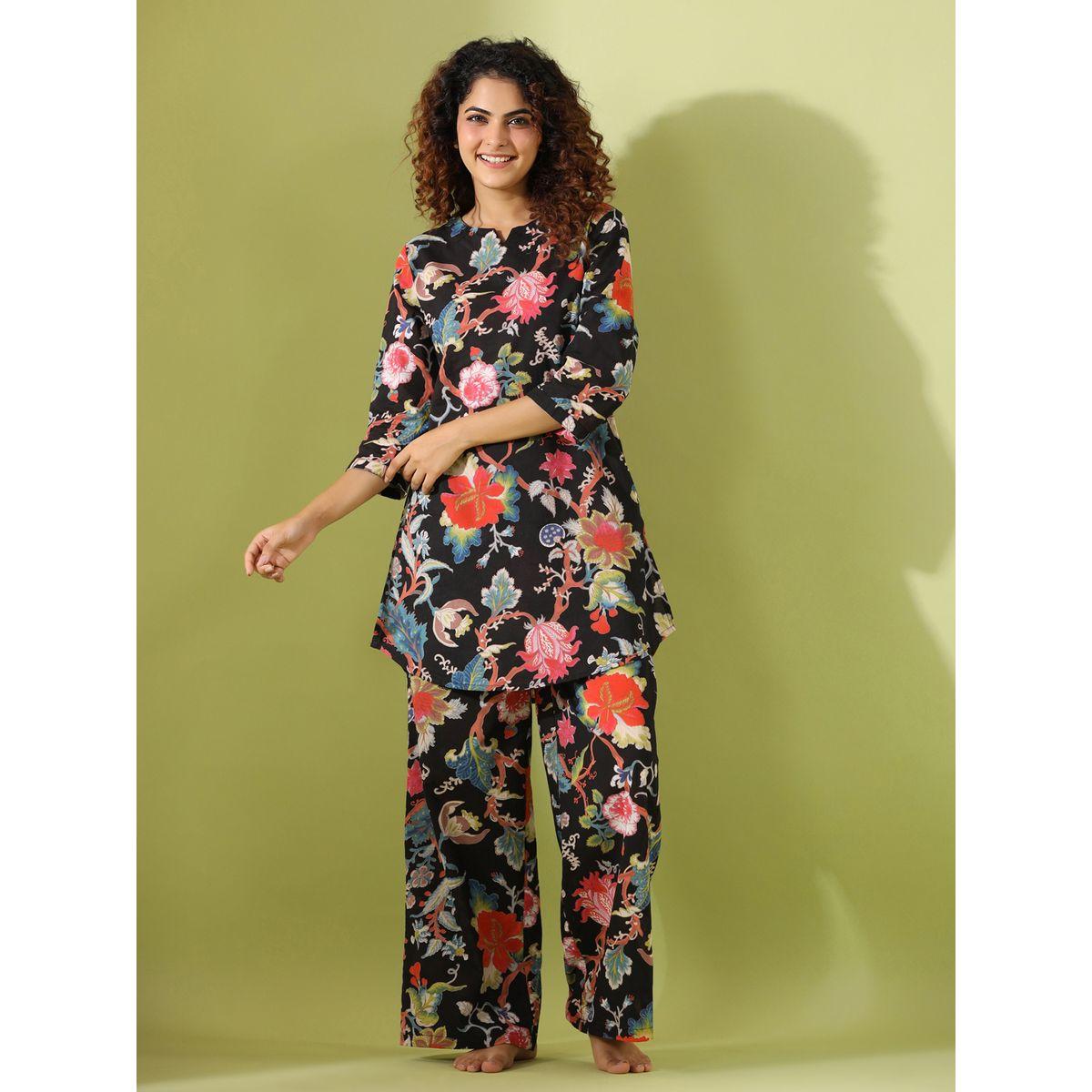 طقم من بنطال بيجاما مع بلوزة بطبعة زهور سانسكريتي هومز × ستايلي-women-clothing-nightwear-pyjamas-longsets-image-1