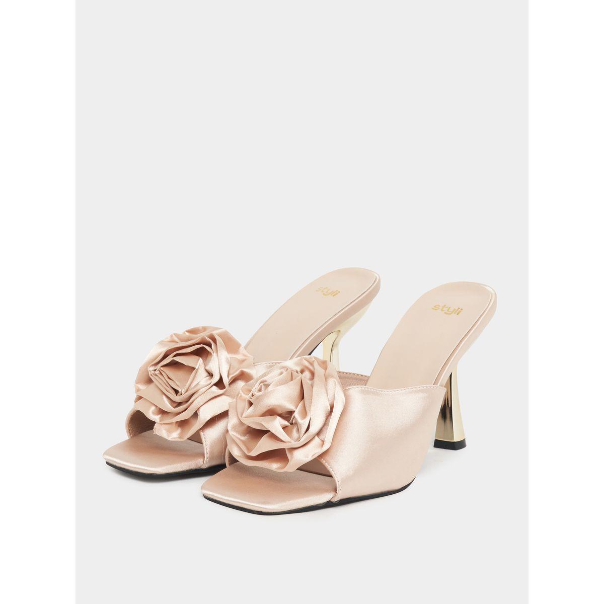 صندل مزين بزهرة كورساج-women-shoes-heels-image-3