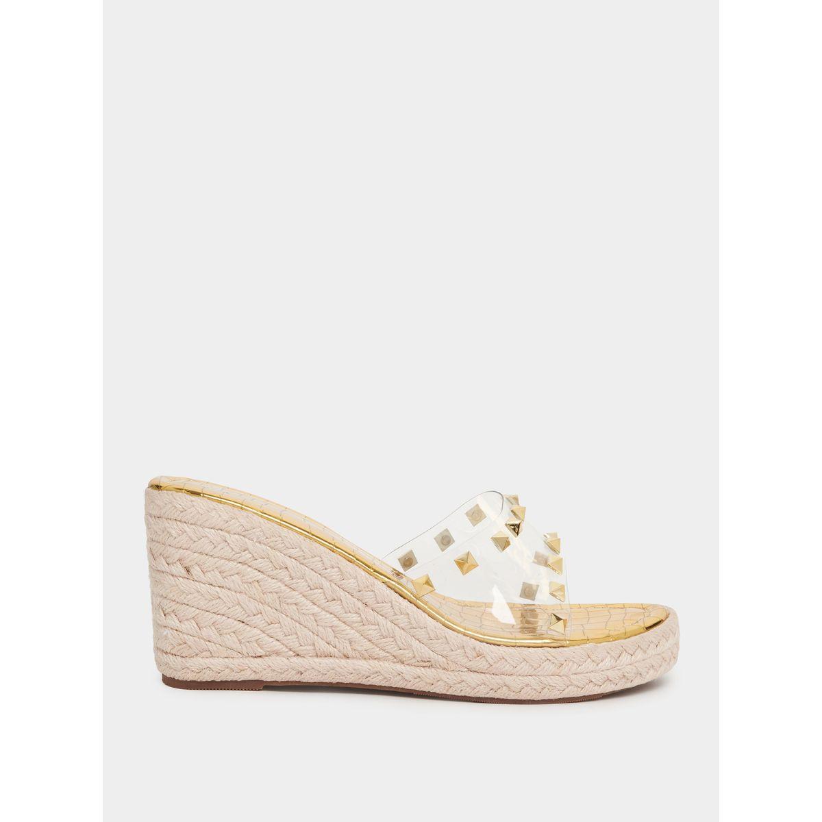 صندل بكعب ويدج وسير شفاف مزين بحلية معدن-women-shoes-heels-image-2