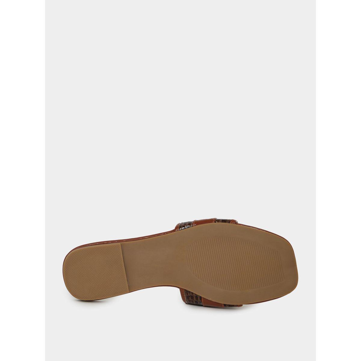 Styli Metallic Trim Accent Flat Sandals-women-shoes-sandals-flats-image-6