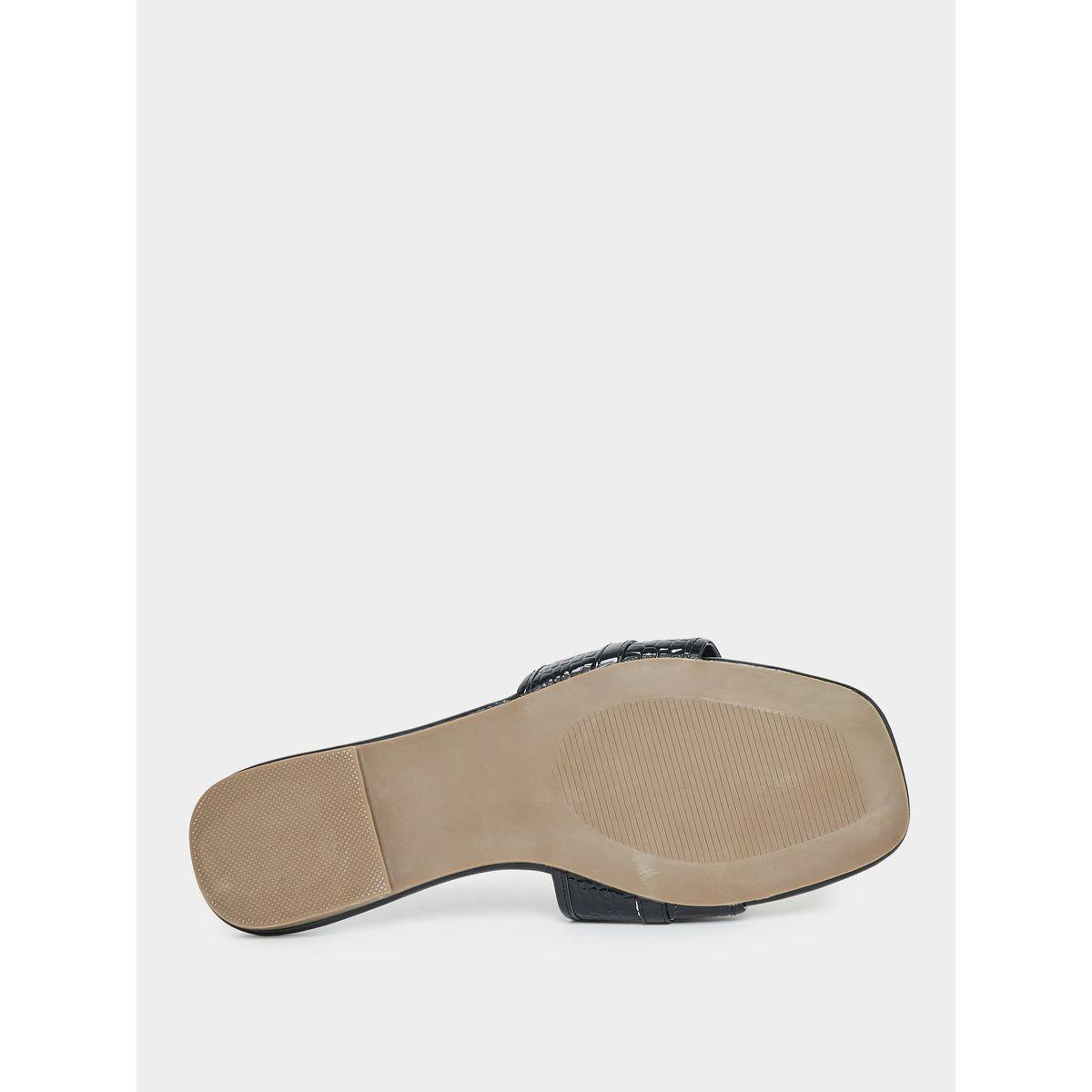 Styli Chain Decor Flat Sandals-women-shoes-sandals-flats-image-6