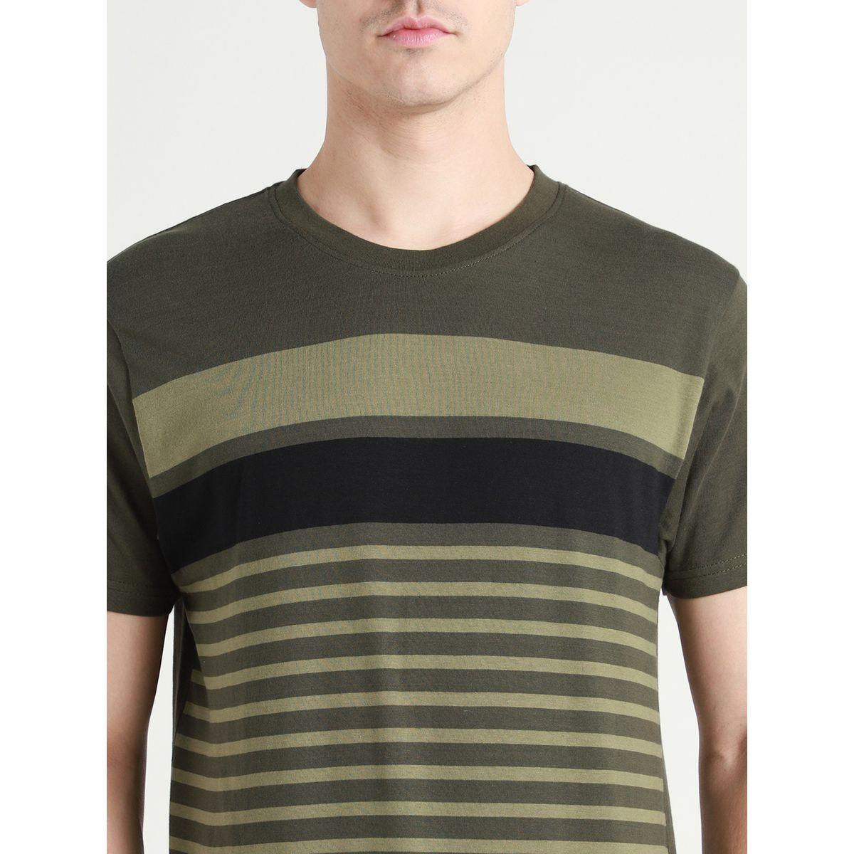 Dennis Lingo X Styli  Striped Crew Neck T-Shirt-men-clothing-tshirtsandpolos-tshirts-image-2