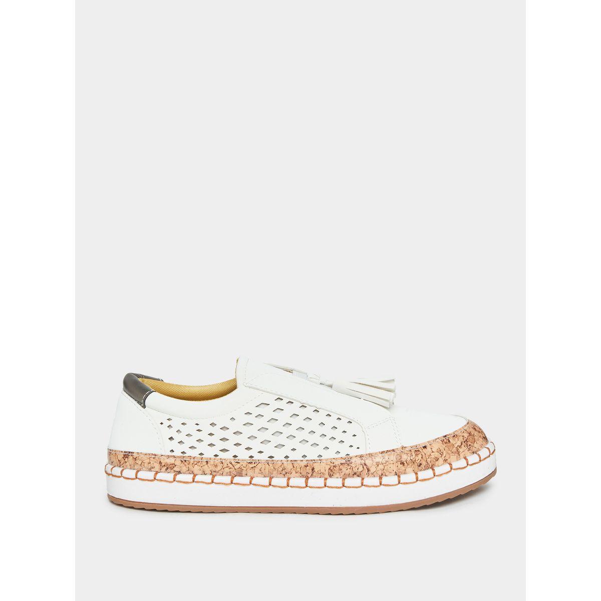 Styli Tassel Detail Loafer Design Casual Shoe-women-shoes-loafersandmoccasins-image-2