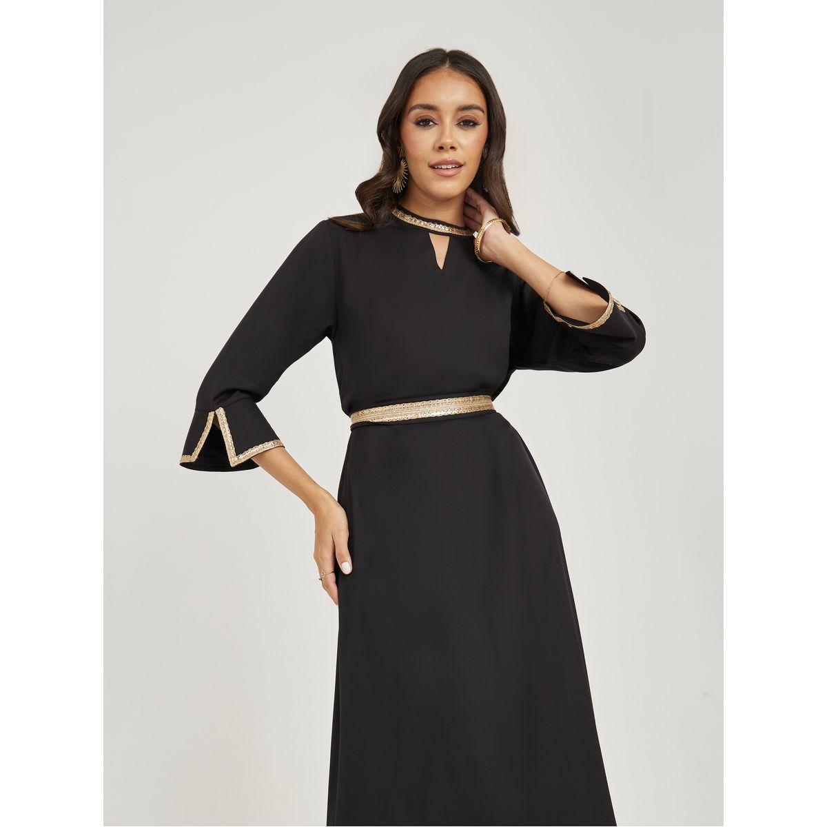 Styli Keyhole Neck Jalabiya with Self-Tie Belt-women-arabicclothing-jalabiyas-image-2