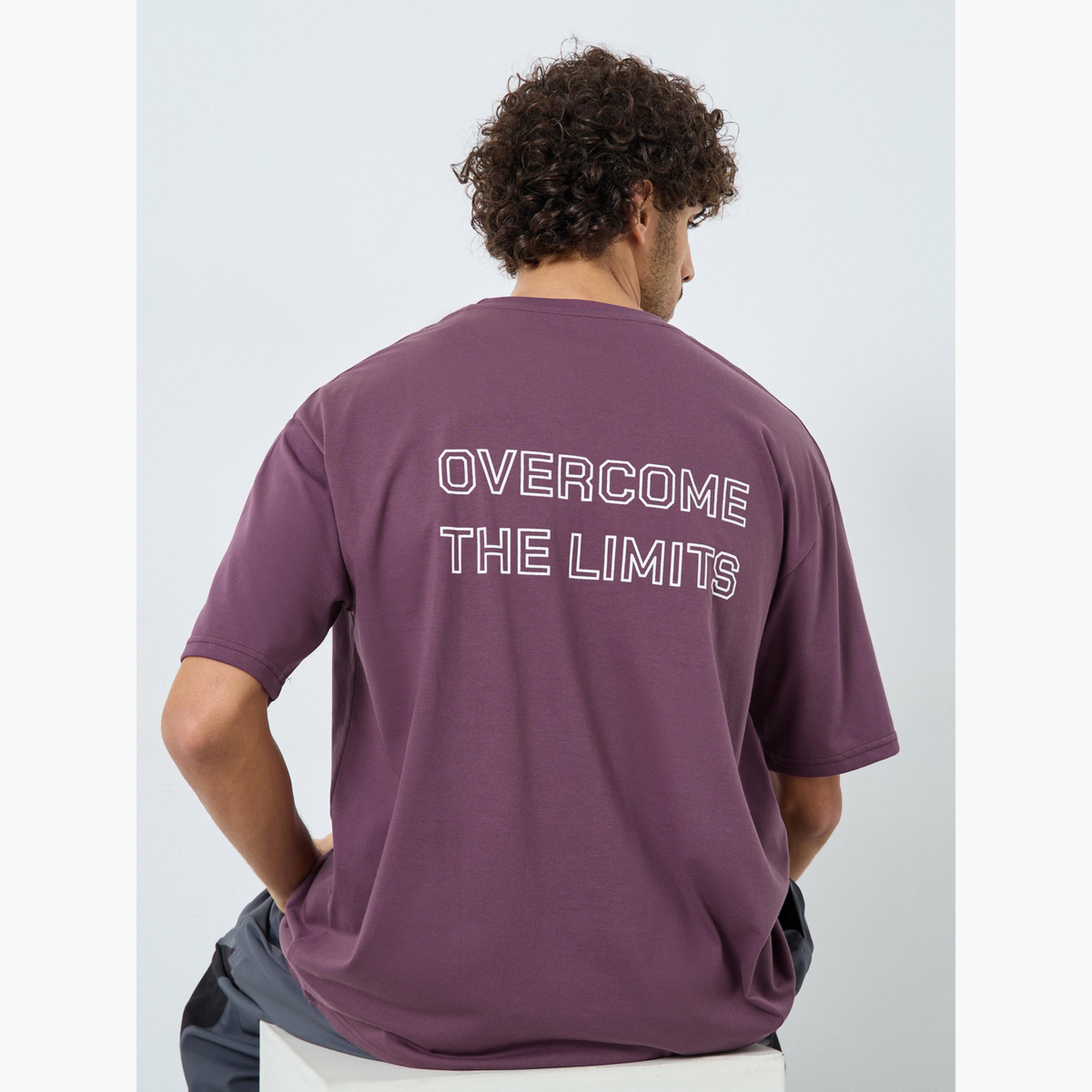 ستايلي - تي شيرت رياضي تصميم واسع قطن للرجال-men-clothing-sportswearandactivewear-tshirtsandpolos-image-3