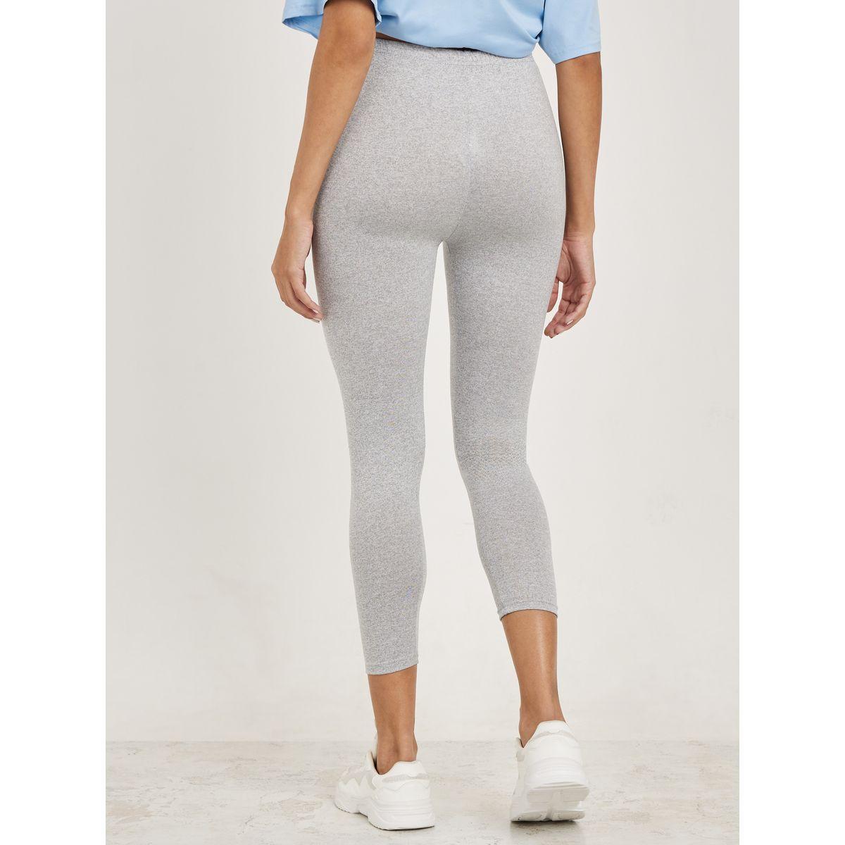 Styli Solid Basic 3/4 Length Leggings-women-clothing-bottoms-leggings-image-4