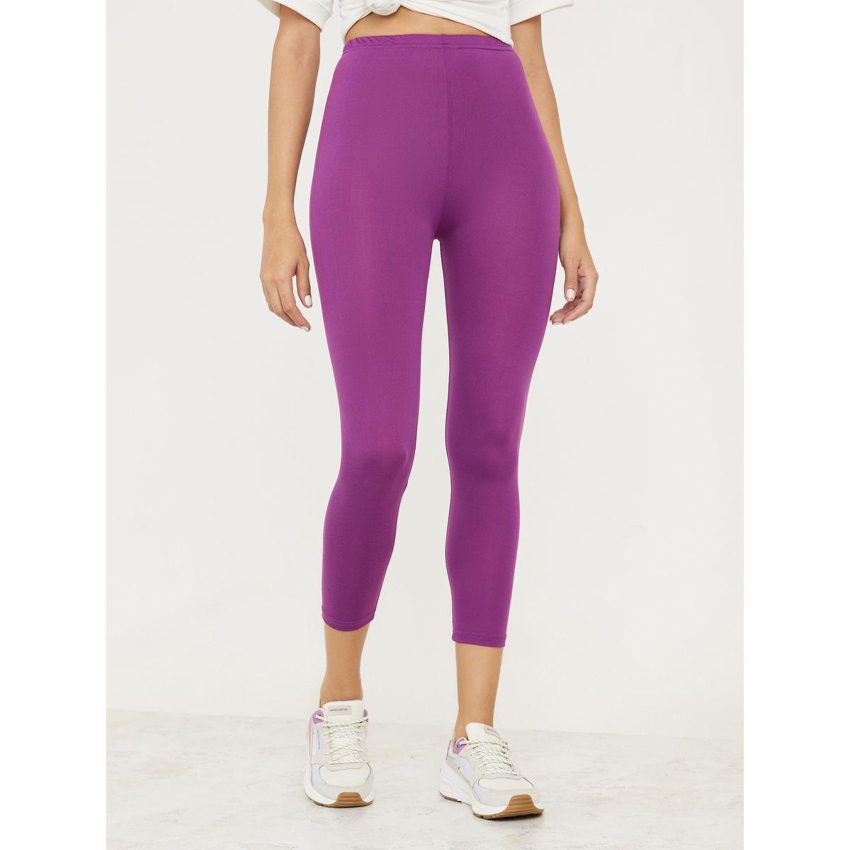 Styli Solid Basic 3/4 Length Leggings-women-clothing-bottoms-leggings-image-1