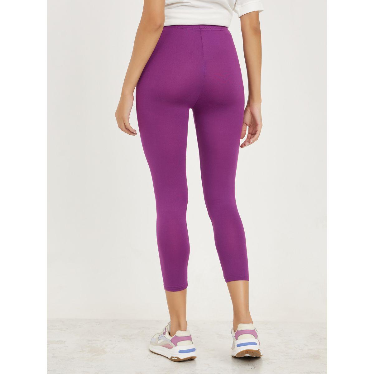 Styli Solid Basic 3/4 Length Leggings-women-clothing-bottoms-leggings-image-4