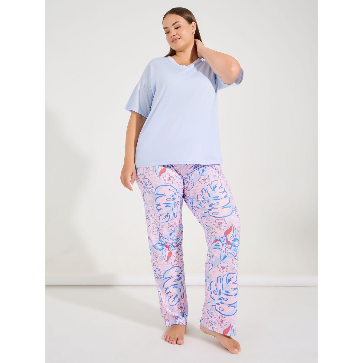 Styli Unwind Plus Size Solid T-Shirt & Leafy Print Pant Pyjama Set-women-clothing-nightwear-pyjamas-longsets-image-2
