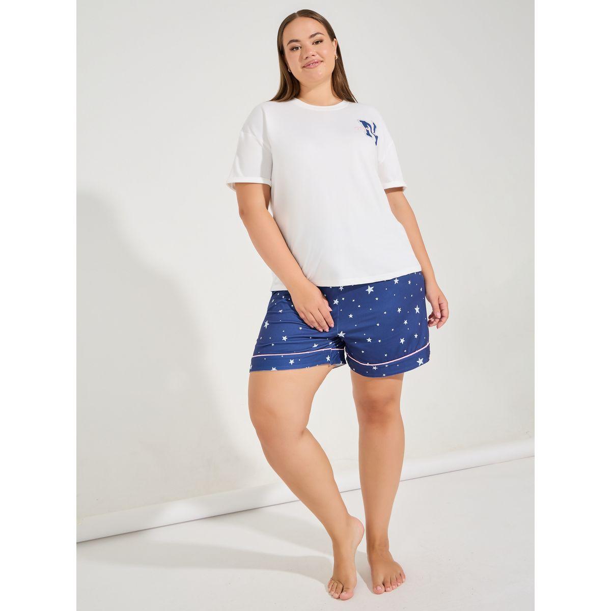 Styli Unwind Plus Size Graphic Print T-Shirt & Stars Print Pyjama Set-women-clothing-nightwear-pyjamas-shortsets-image-2