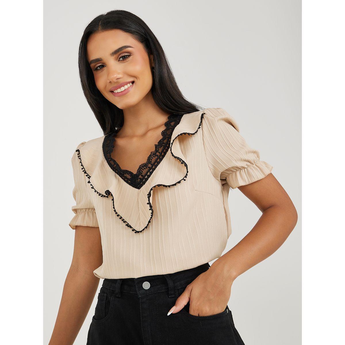 بلوزة بتفاصيل دانتيل مع كشكش-women-clothing-shirtsandblouses-blouses-image-1
