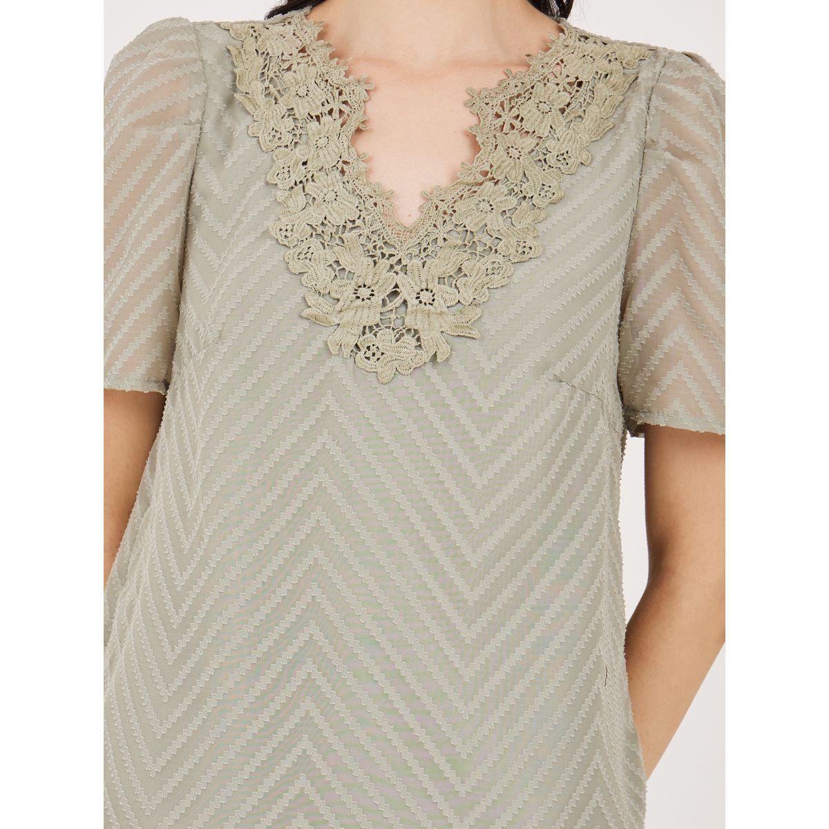 Styli Lace Detail Puff Sleeves Top-women-clothing-shirtsandblouses-blouses-image-4