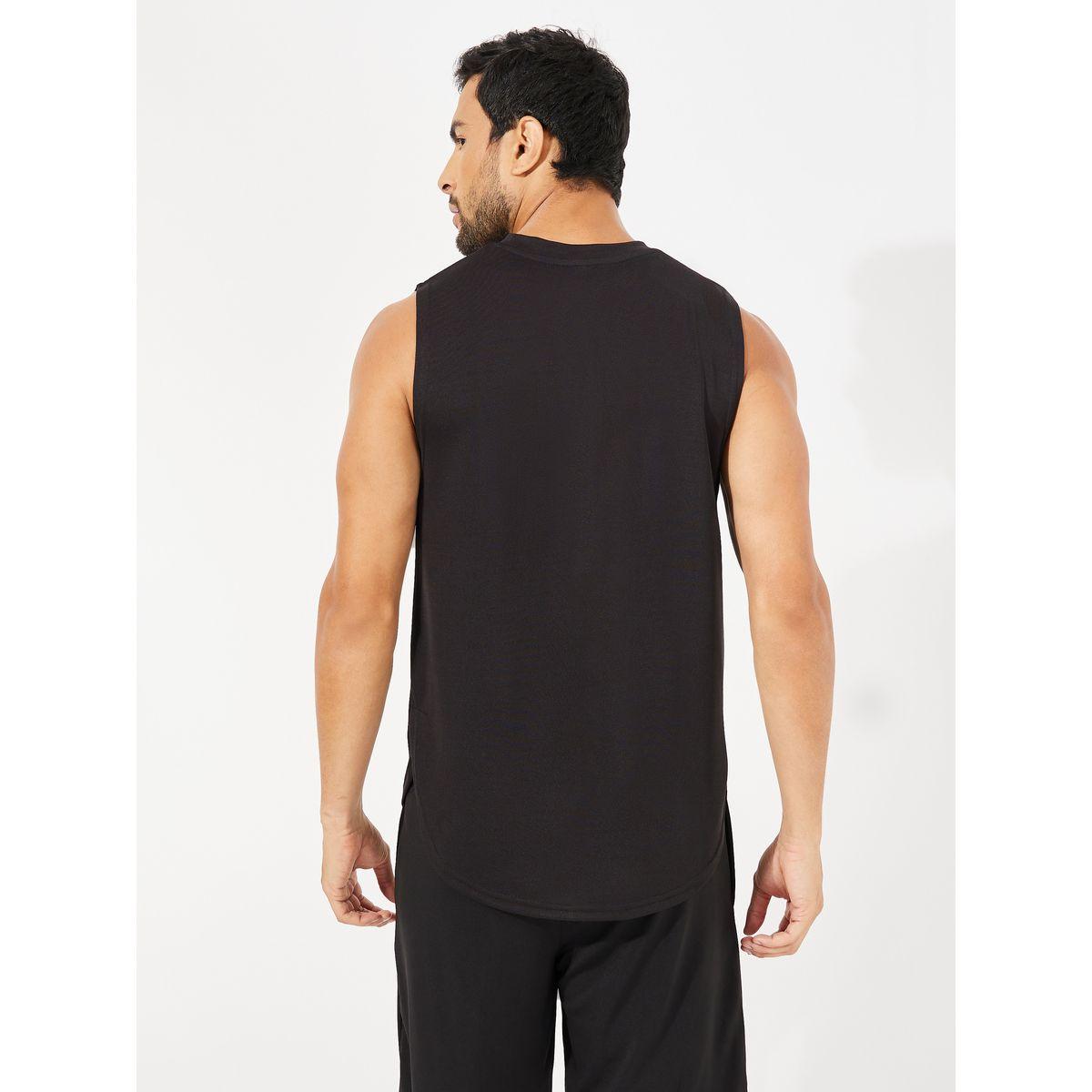 Styli Active Breathable Knit Mesh Tank with Side Slit and Logo Detail-men-clothing-sportswearandactivewear-tshirtsandpolos-image-4