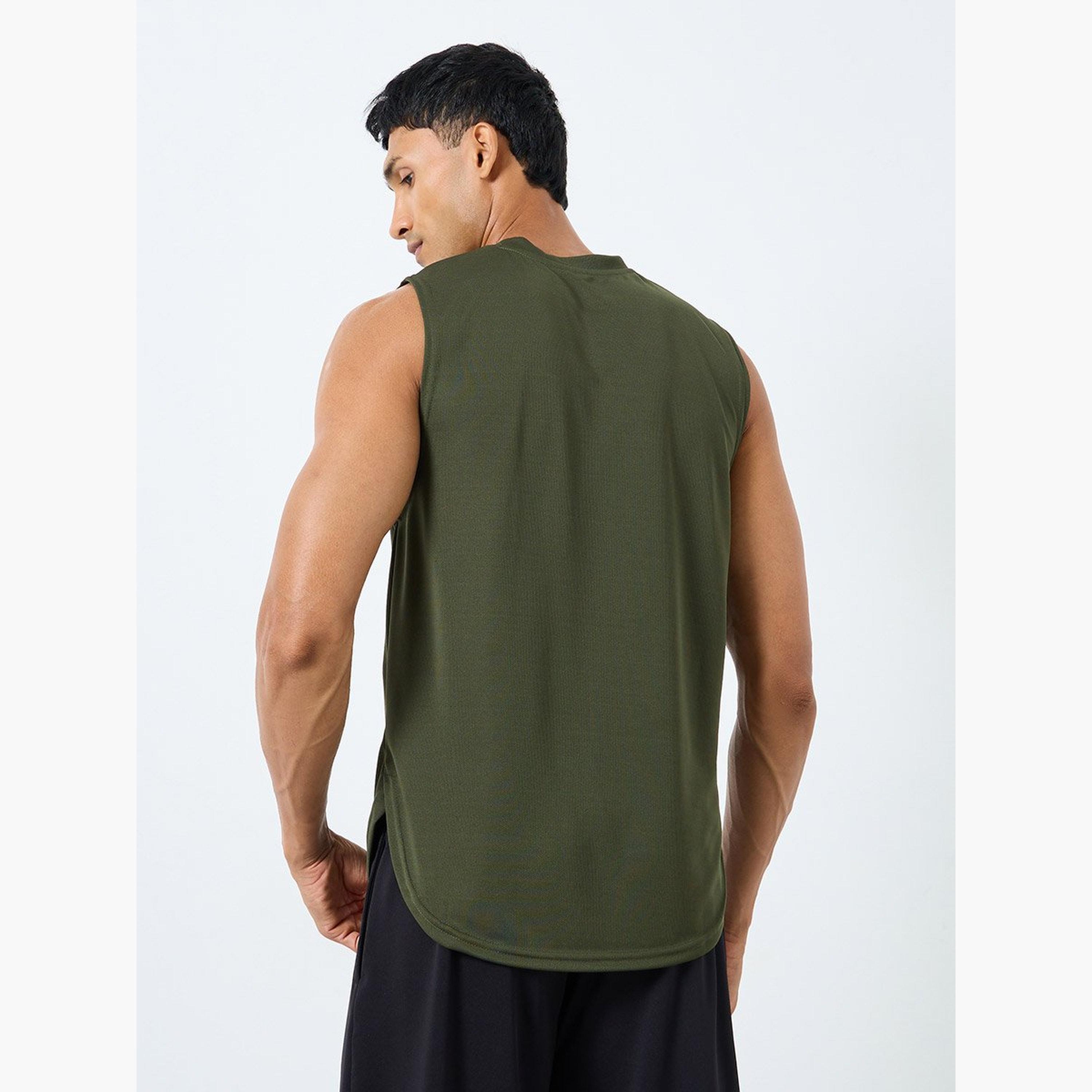Styli Breathable Knit Mesh Tank with Side Slit-men-clothing-sportswearandactivewear-tshirtsandpolos-image-5