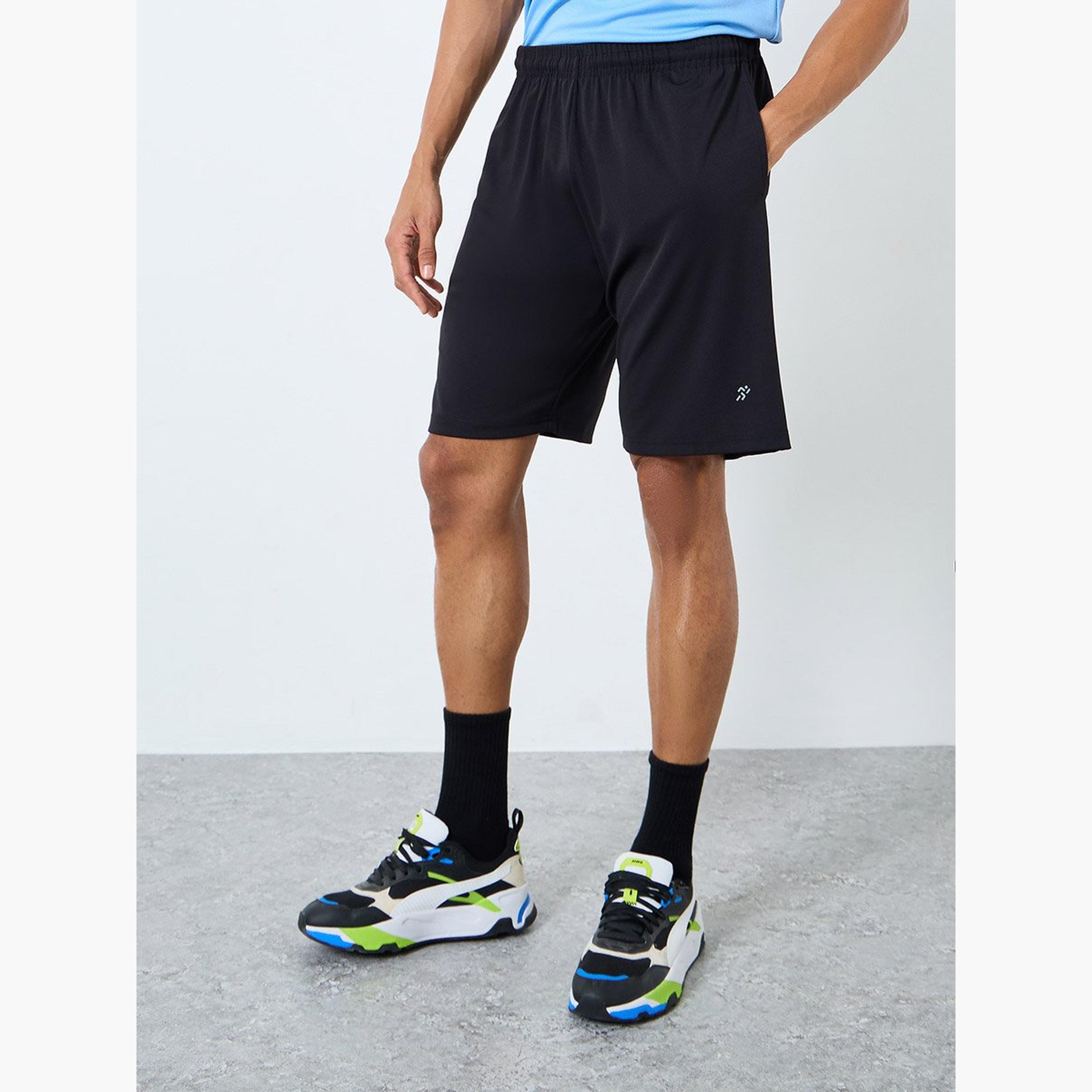 طقم من شورت وتيشيرت تمرين-men-clothing-sportswearandactivewear-tracksuits-image-5