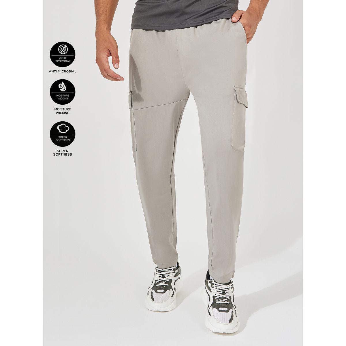 بنطال كارجو بملمس ناعم مع اربطة-men-clothing-sportswearandactivewear-bottoms-image-1