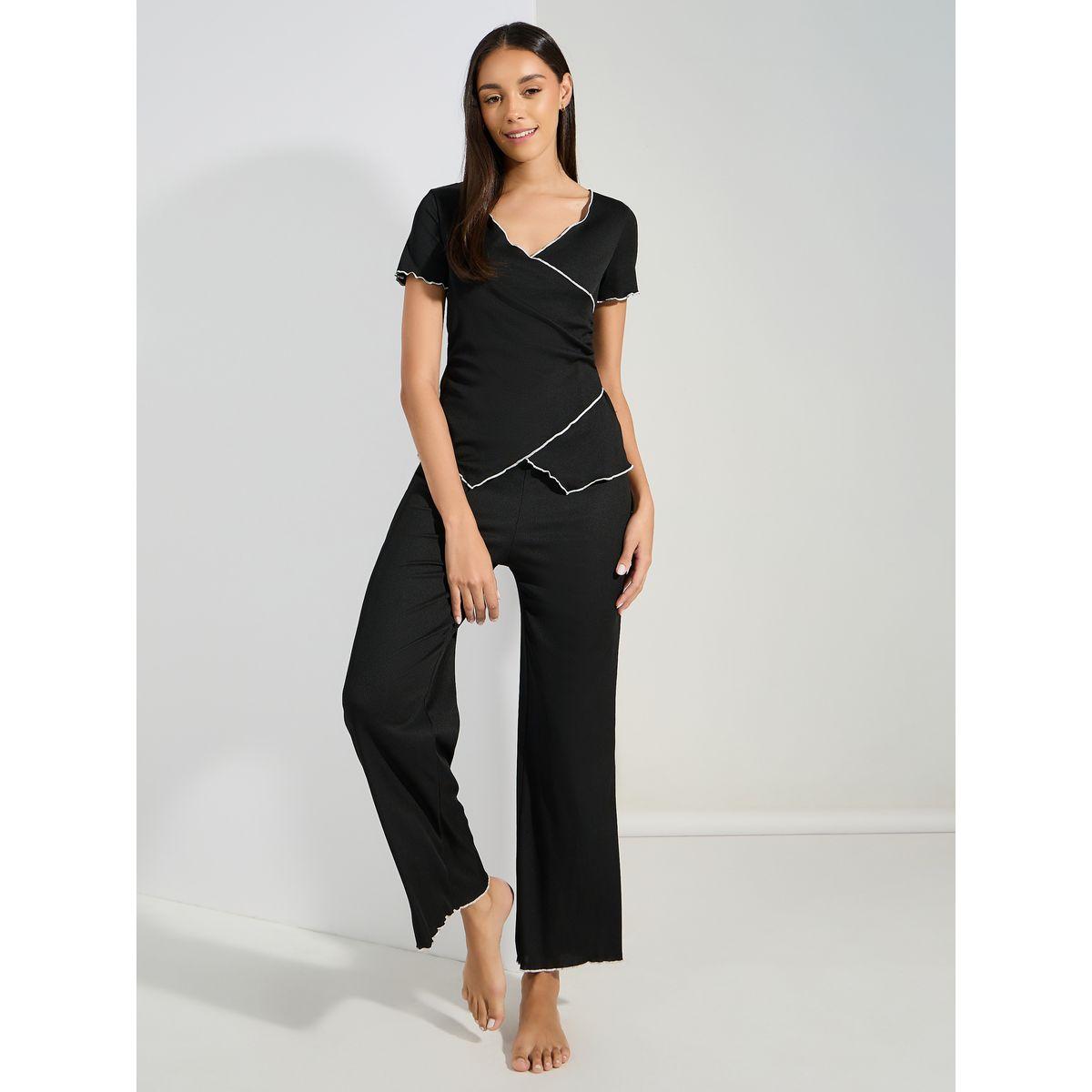 طقم من بنطال بيجاما مع تيشيرت مضلع بنمط لف-women-clothing-nightwear-pyjamas-longsets-image-2