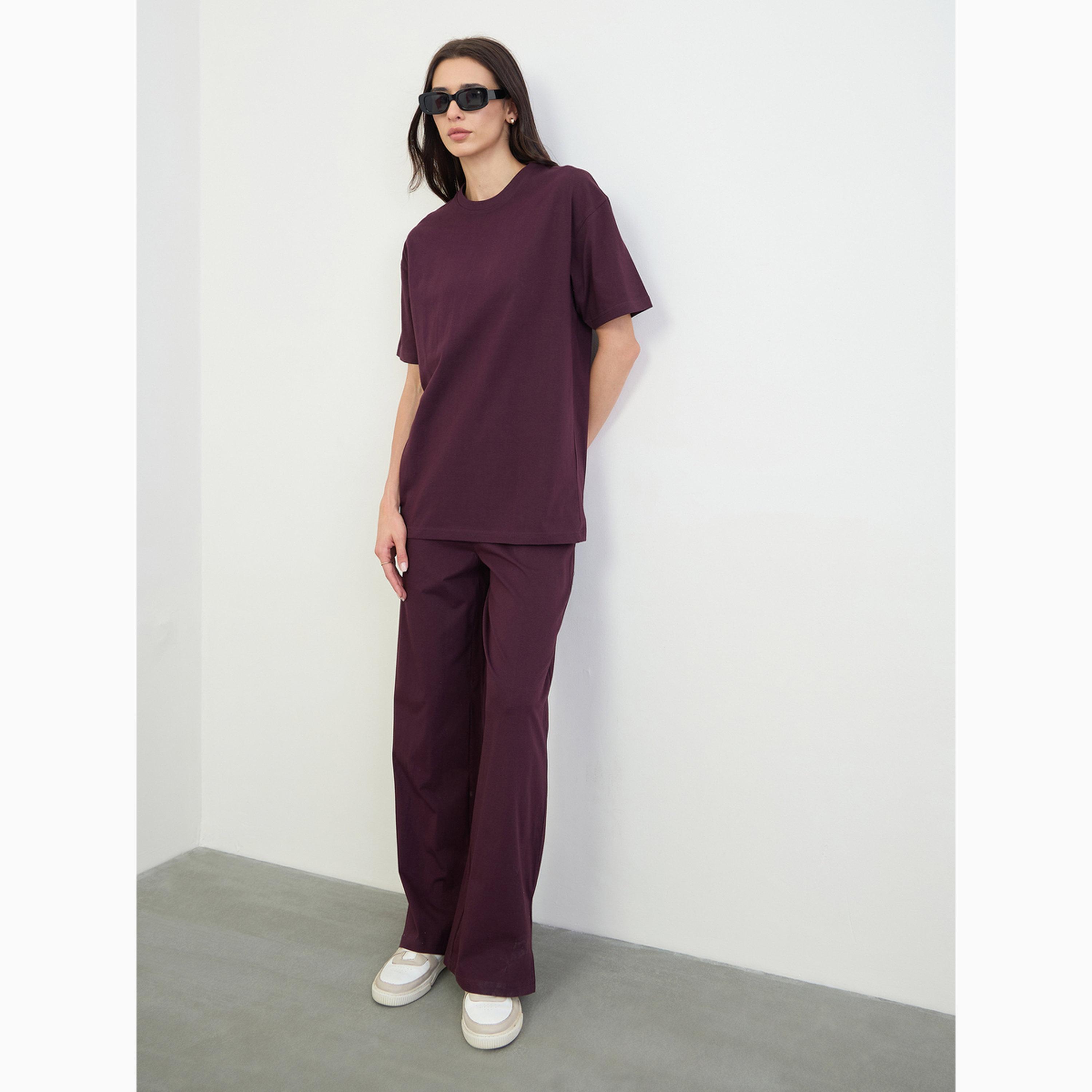 طقم منسق من بنطال بوت كت وتيشيرت سادة-women-clothing-coordsets-image-2